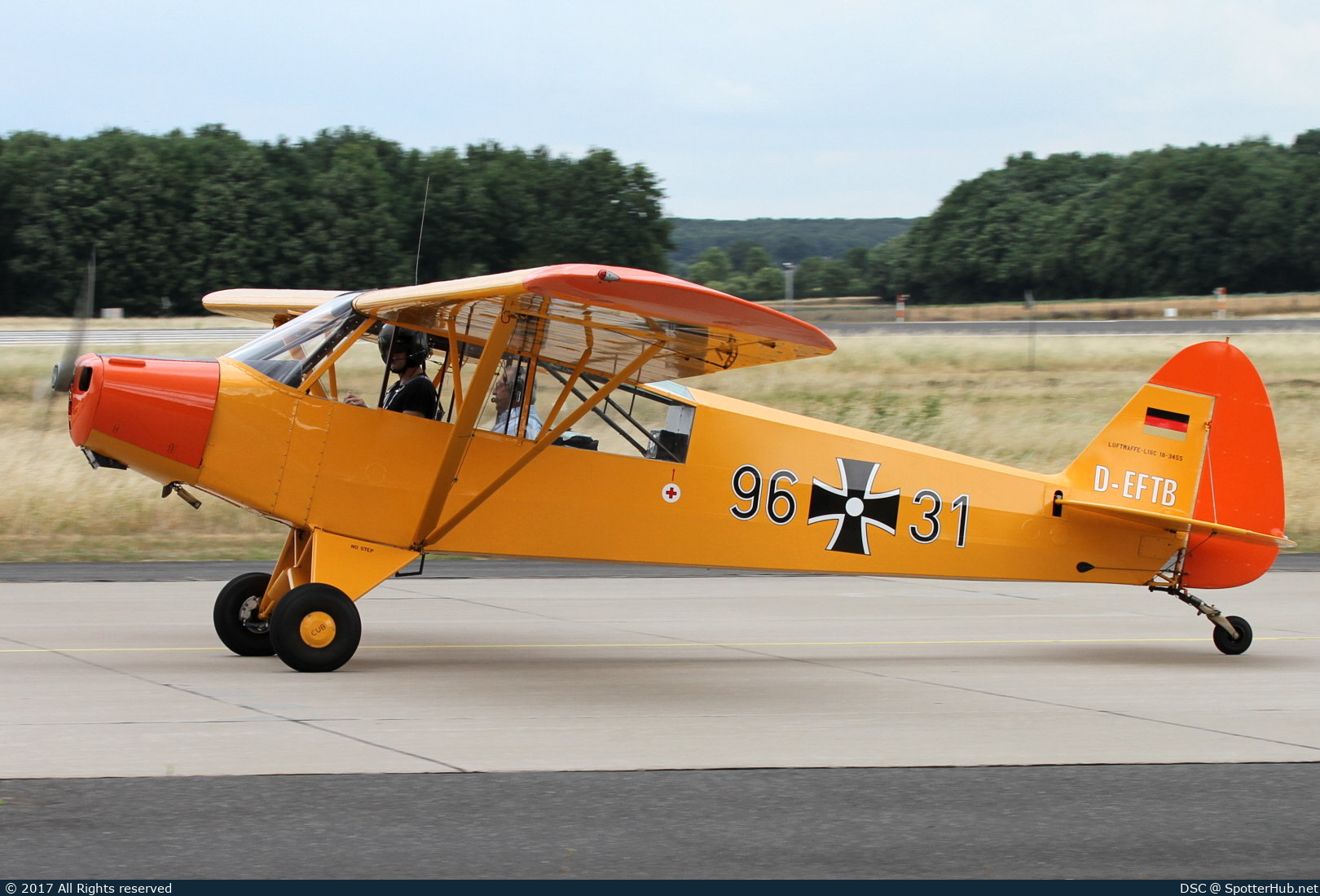 Photo of D-EFTB - Piper PA-18-95 Super Cub operated by Bundeswehr-Sportflieger-Gemeinschaft Hangelar