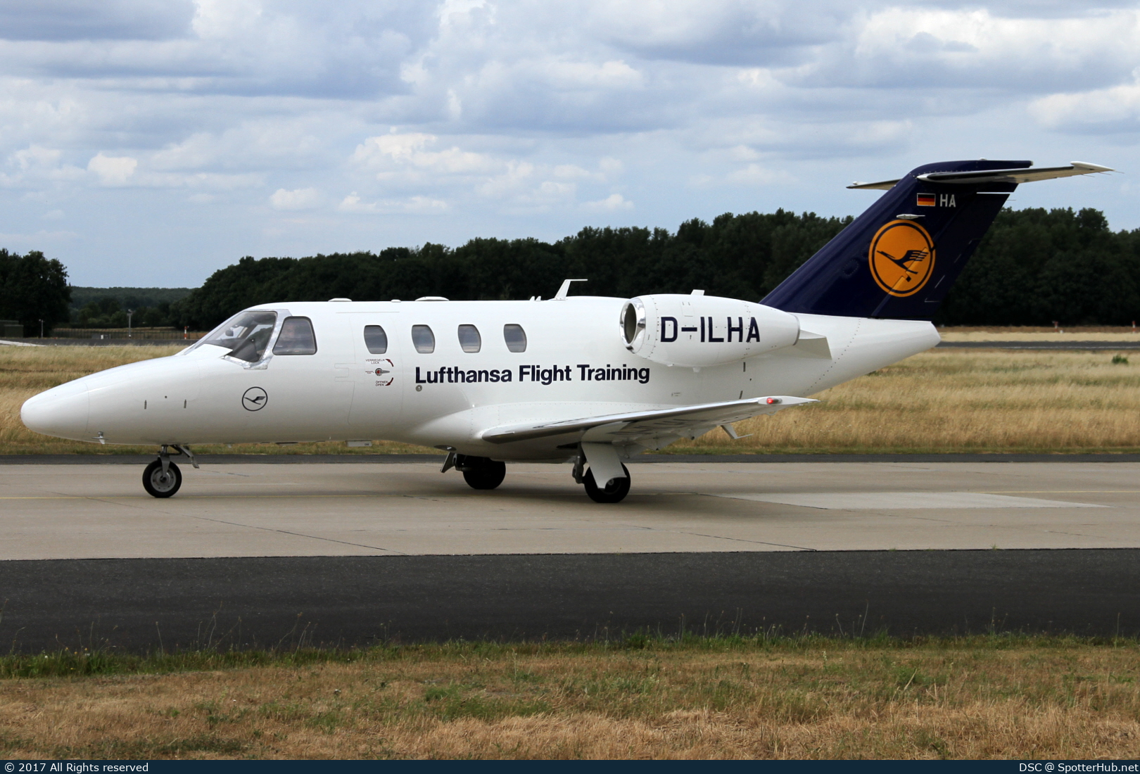 Photo of D-ILHA - Cessna 525 CitationJet CJ1+ operated by Lufthansa Flight Training