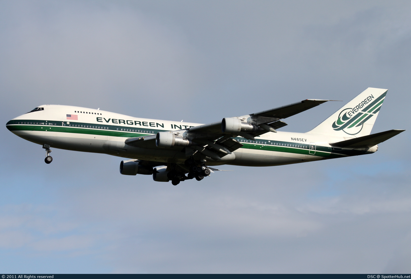 Photo of N485EV - Boeing 747-212B(SF) operated by Evergreen International Airlines