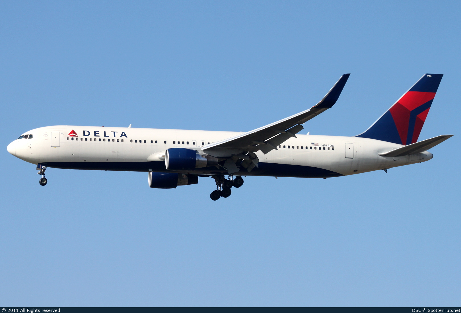 Photo of N194DN - Boeing 767-332(ER) operated by Delta Air Lines