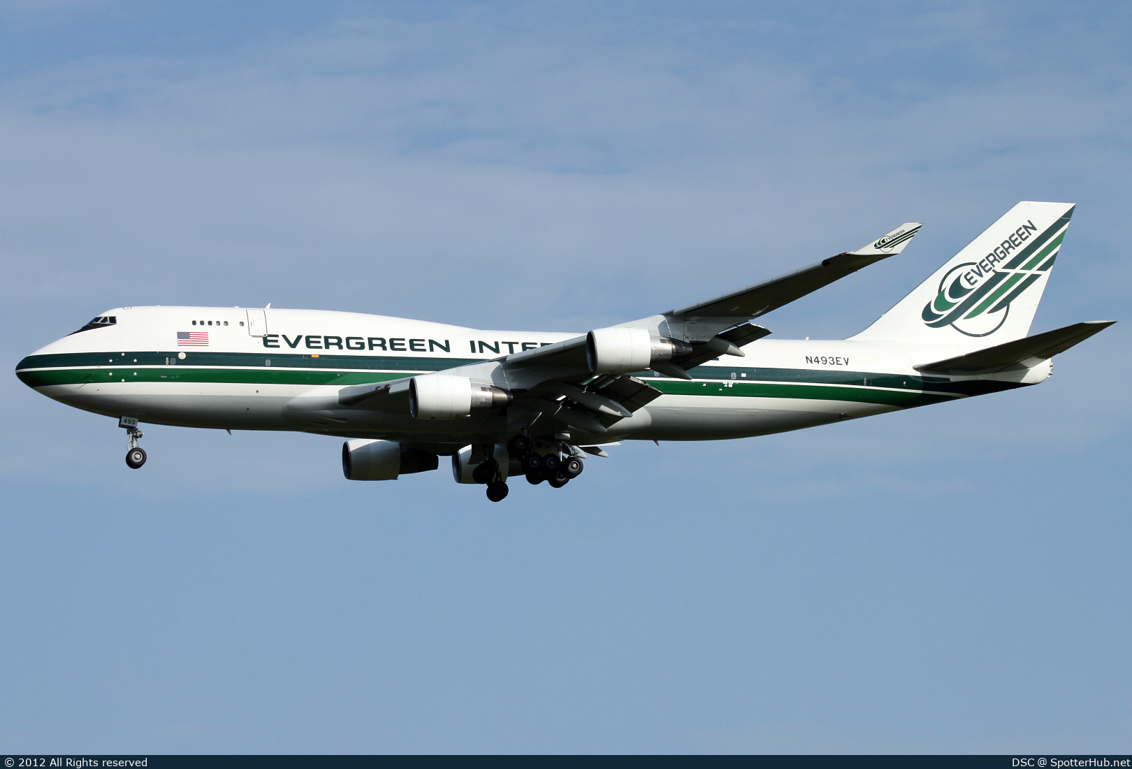 Photo of N493EV - Boeing 747-4H6(BDSF) operated by Evergreen International Airlines