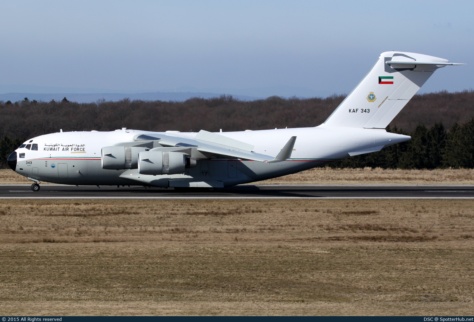 Photo of KAF343 - Boeing C-17A Globemaster III operated by Kuwaiti Air Force