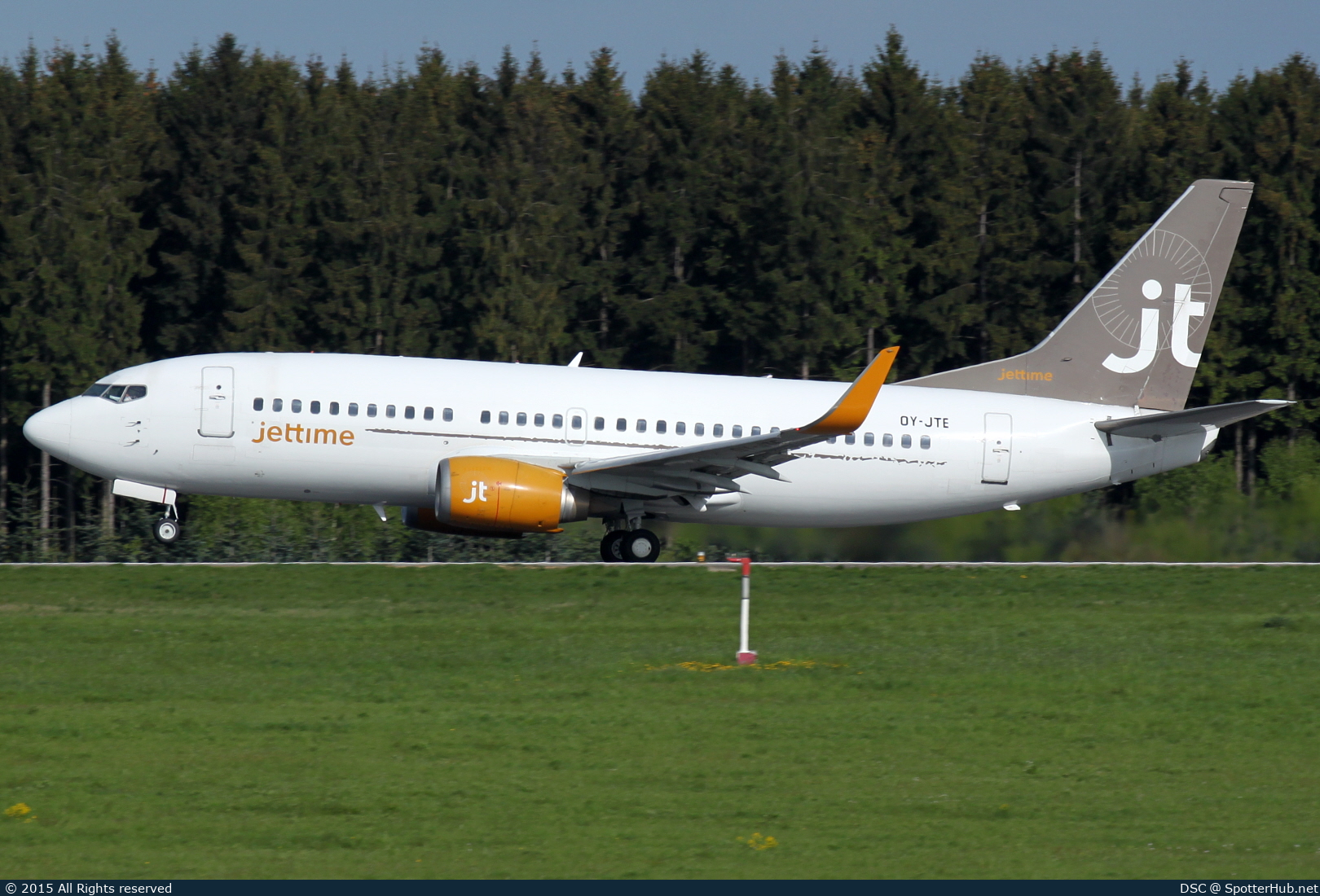 Photo of OY-JTE - Boeing 737-3L9 operated by Jettime