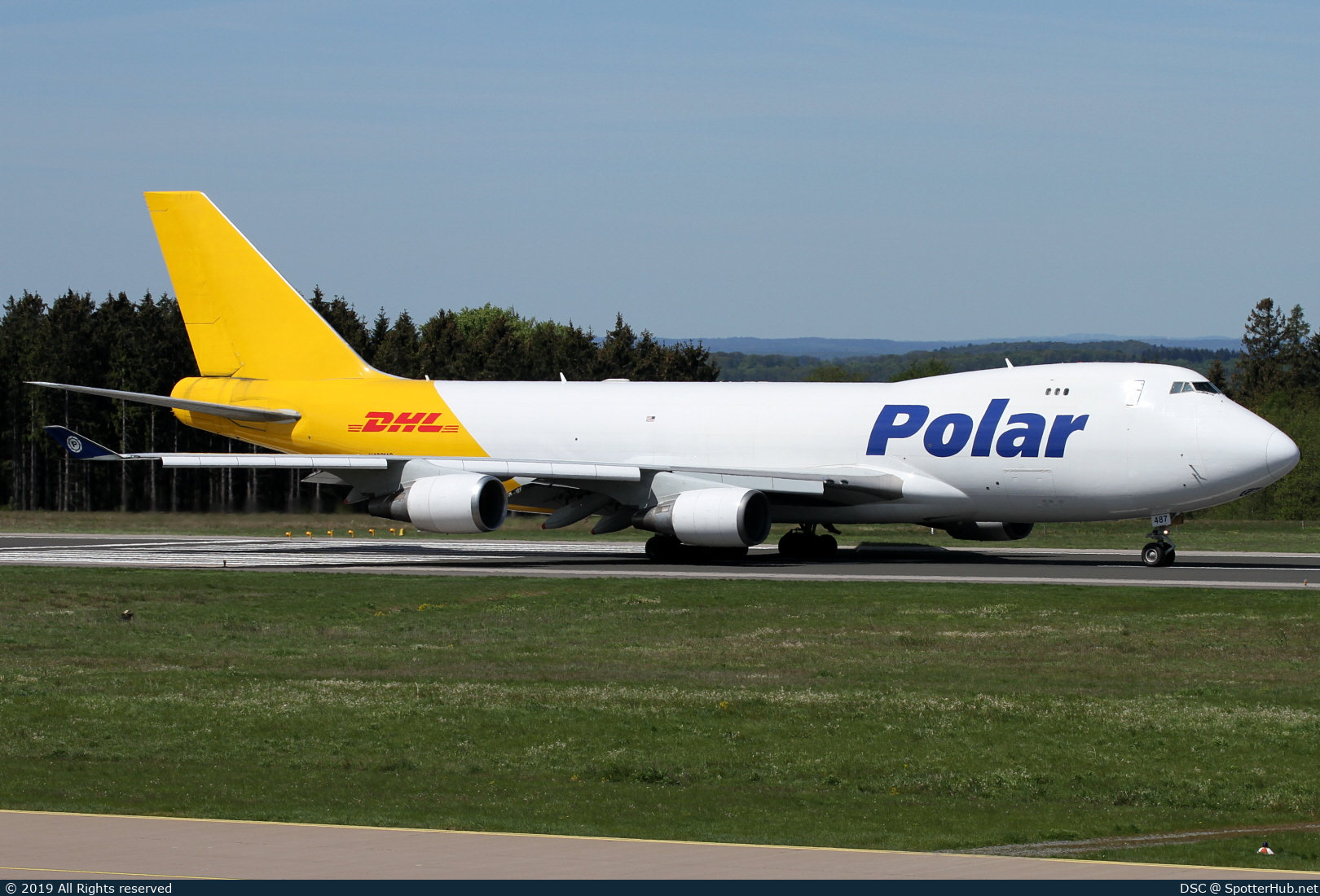 Photo of N487MC - Boeing 747-45EF operated by Polar Air Cargo