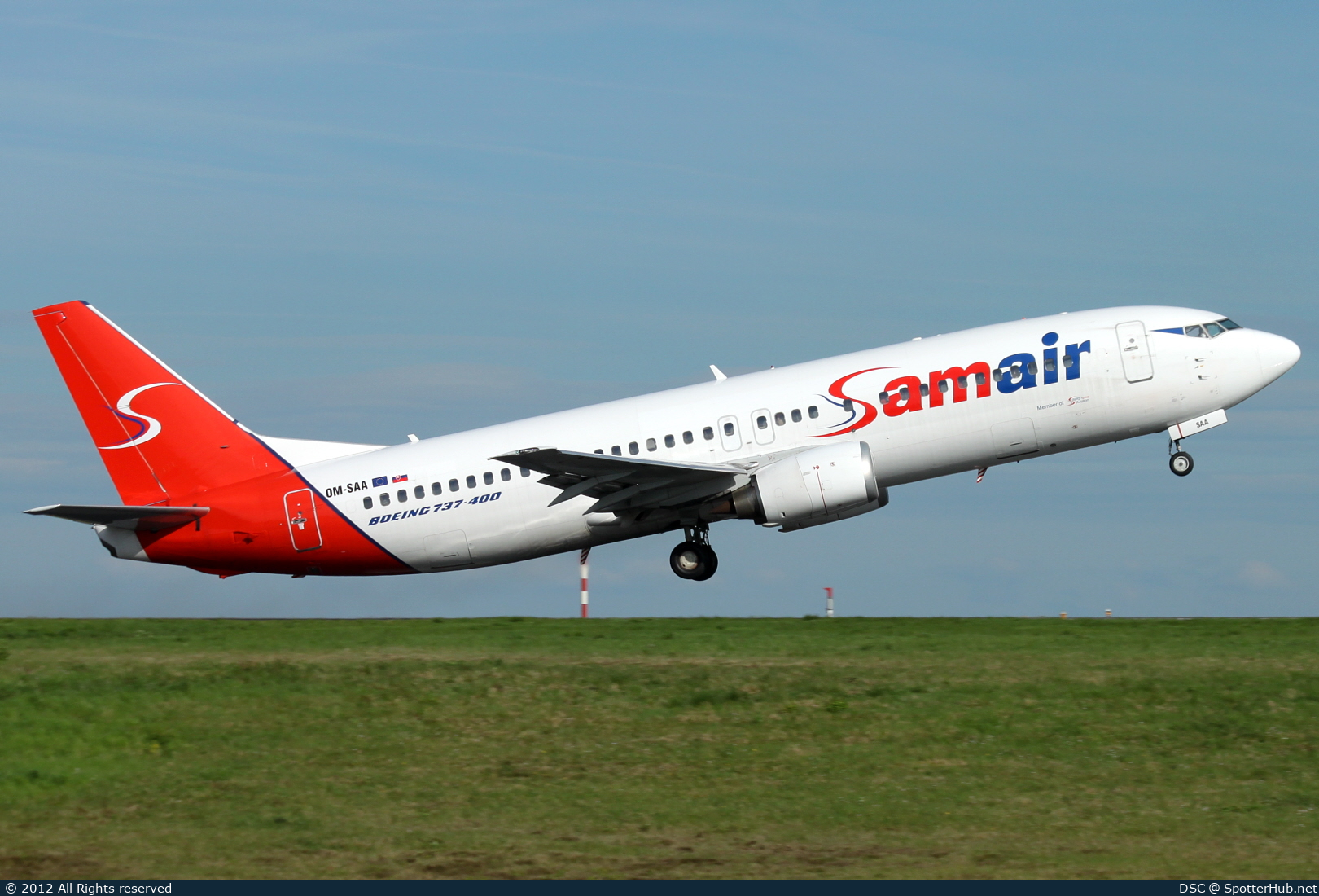 Photo of OM-SAA - Boeing 737-476 operated by Samair