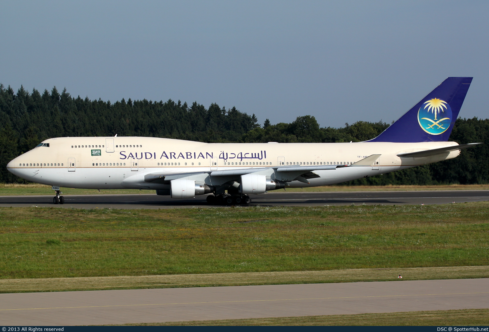 Photo of TF-AMV - Boeing 747-412 operated by Saudi Arabian Airlines (opb Air Atlanta Icelandic)