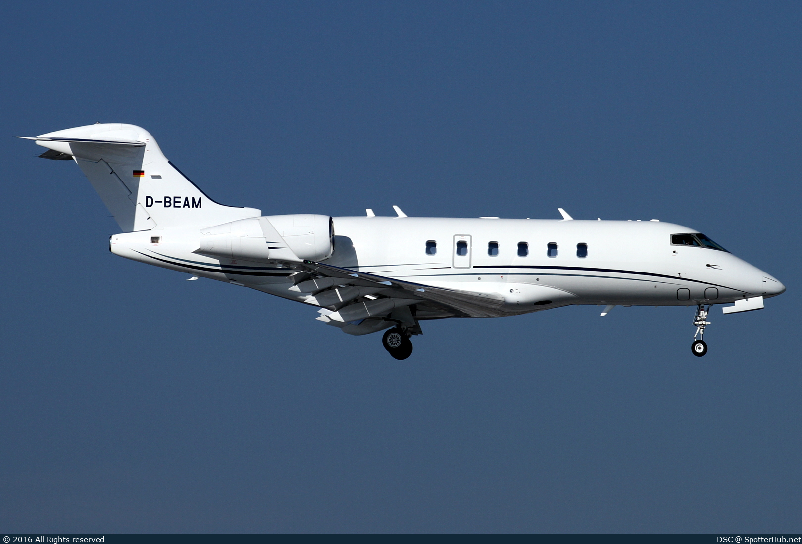 Photo of D-BEAM - Bombardier Challenger 300 operated by DAS Private Jets