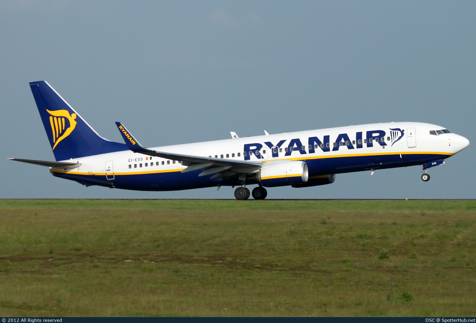 Photo of EI-ESS - Boeing 737-8AS operated by Ryanair