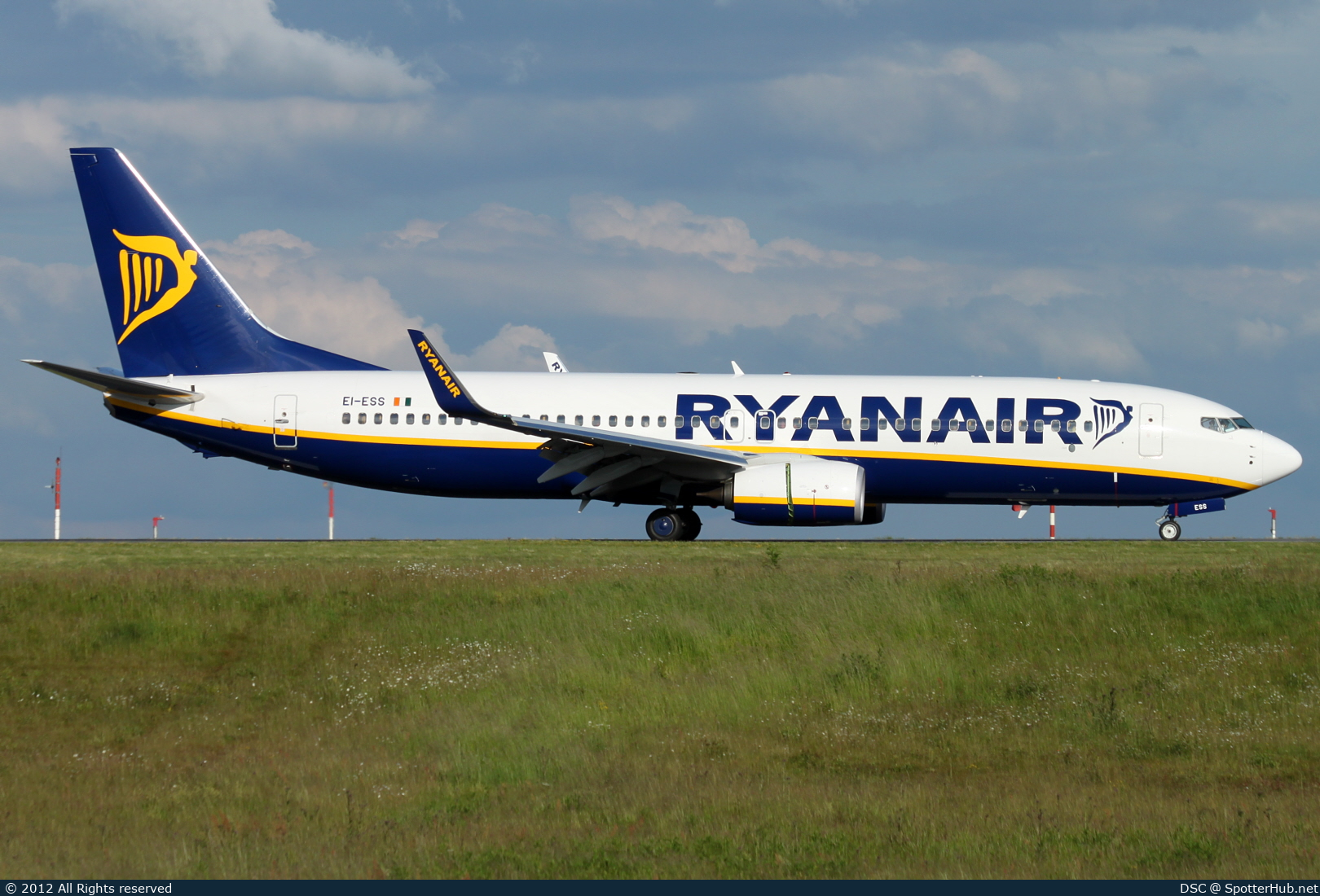 Photo of EI-ESS - Boeing 737-8AS operated by Ryanair