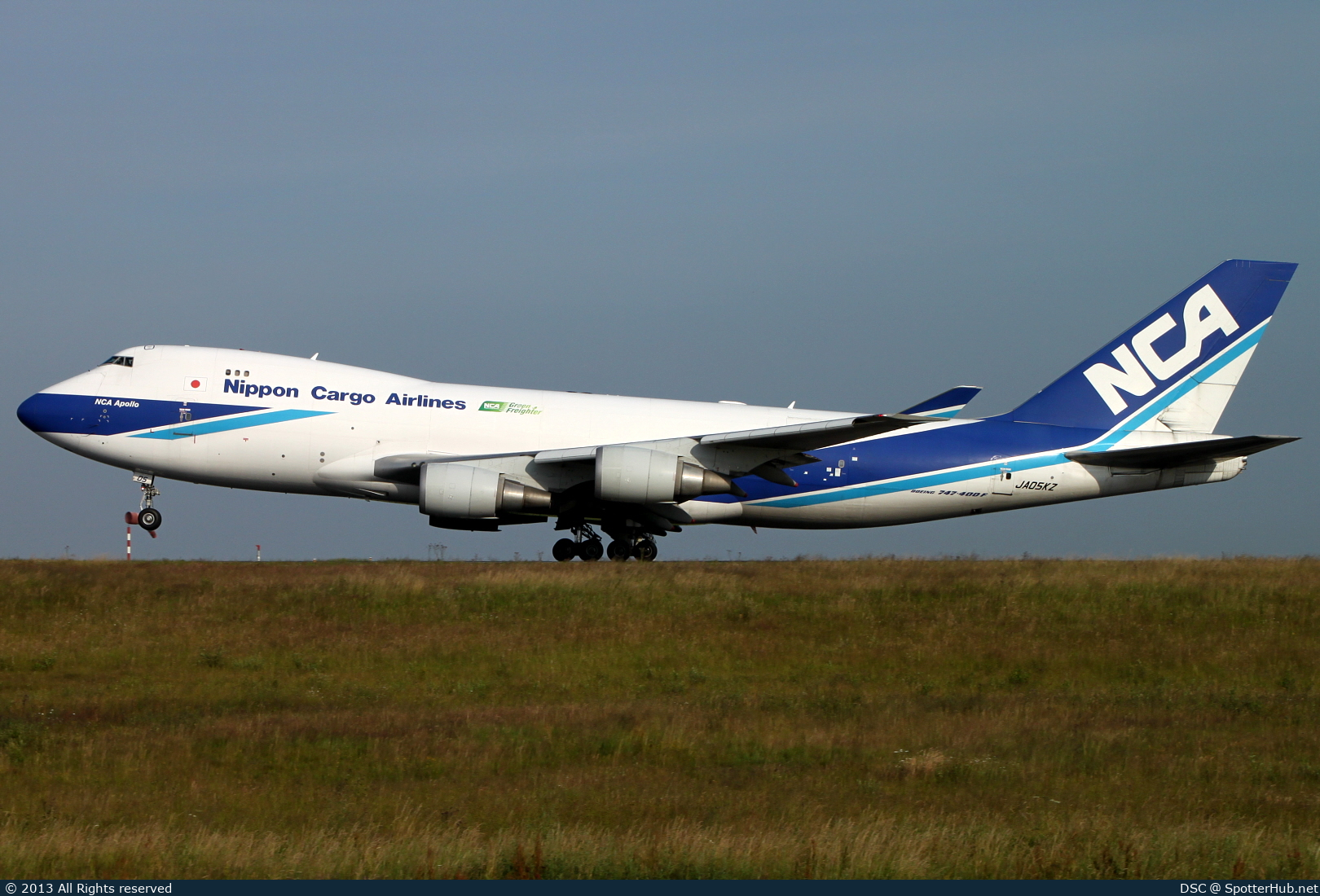 Photo of JA05KZ - Boeing 747-4KZF operated by Nippon Cargo Airlines