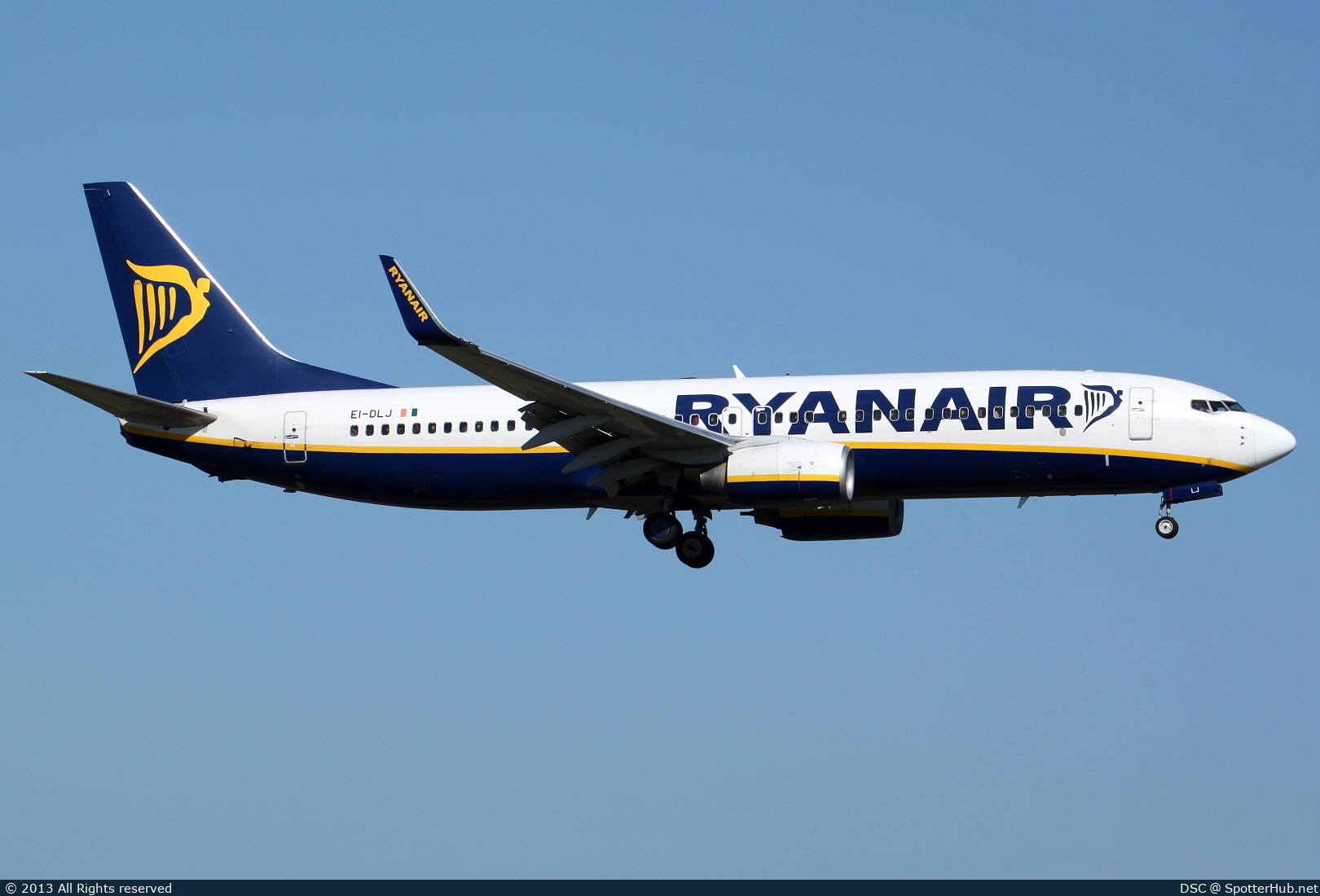 Photo of EI-DLJ - Boeing 737-8AS operated by Ryanair