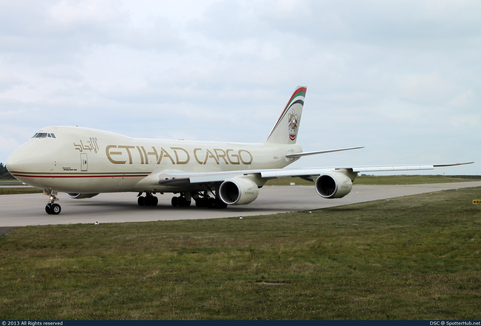 Photo of N855GT - Boeing 747-87UF operated by Etihad Cargo (opb Atlas Air)