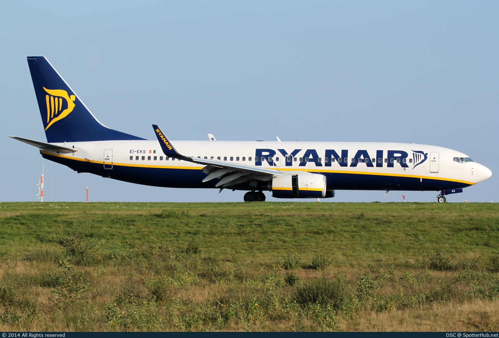 Photo of EI-EKS - Boeing 737-8AS operated by Ryanair