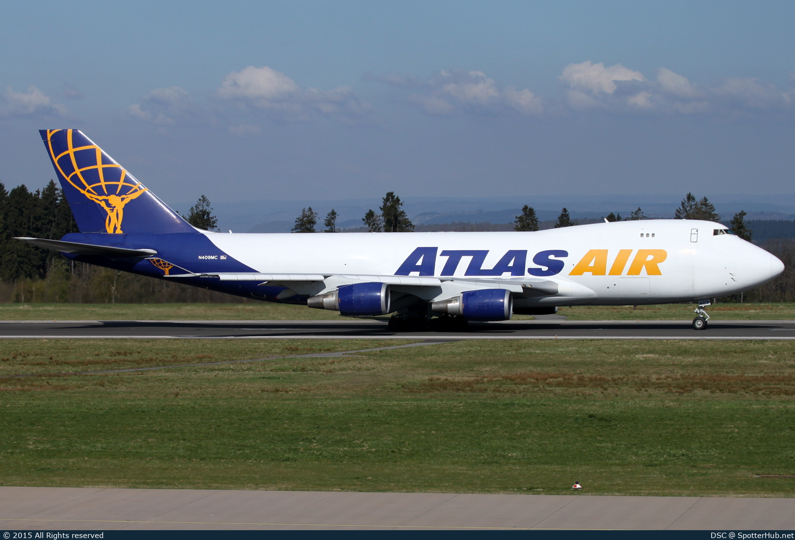 Photo of N409MC - Boeing 747-47UF operated by Atlas Air
