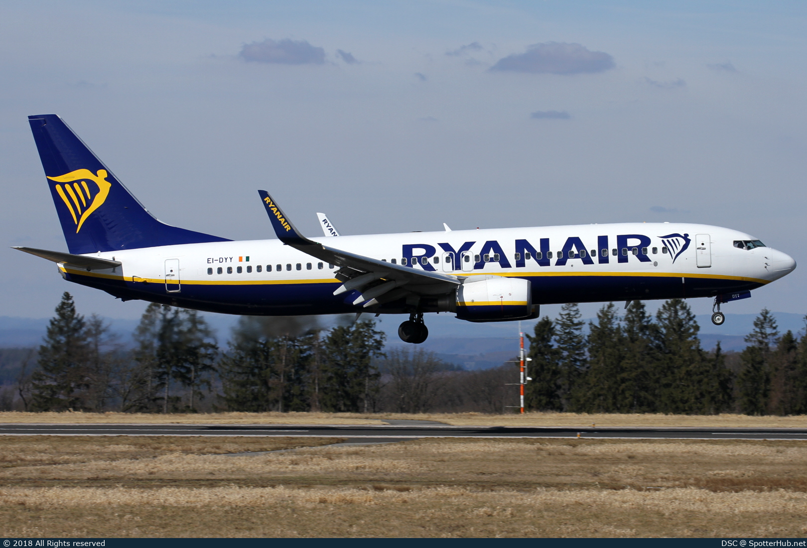Photo of EI-DYY - Boeing 737-8AS operated by Ryanair
