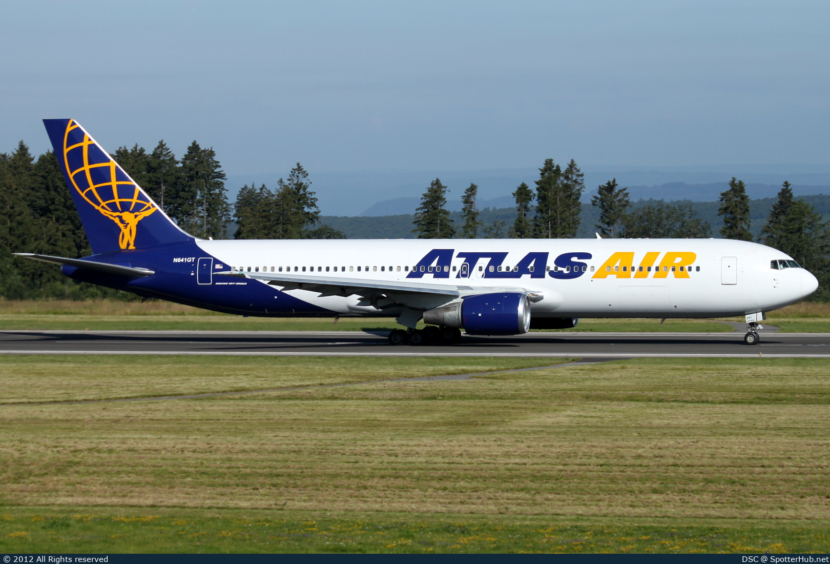 Photo of N641GT - Boeing 767-38E(ER) operated by Atlas Air