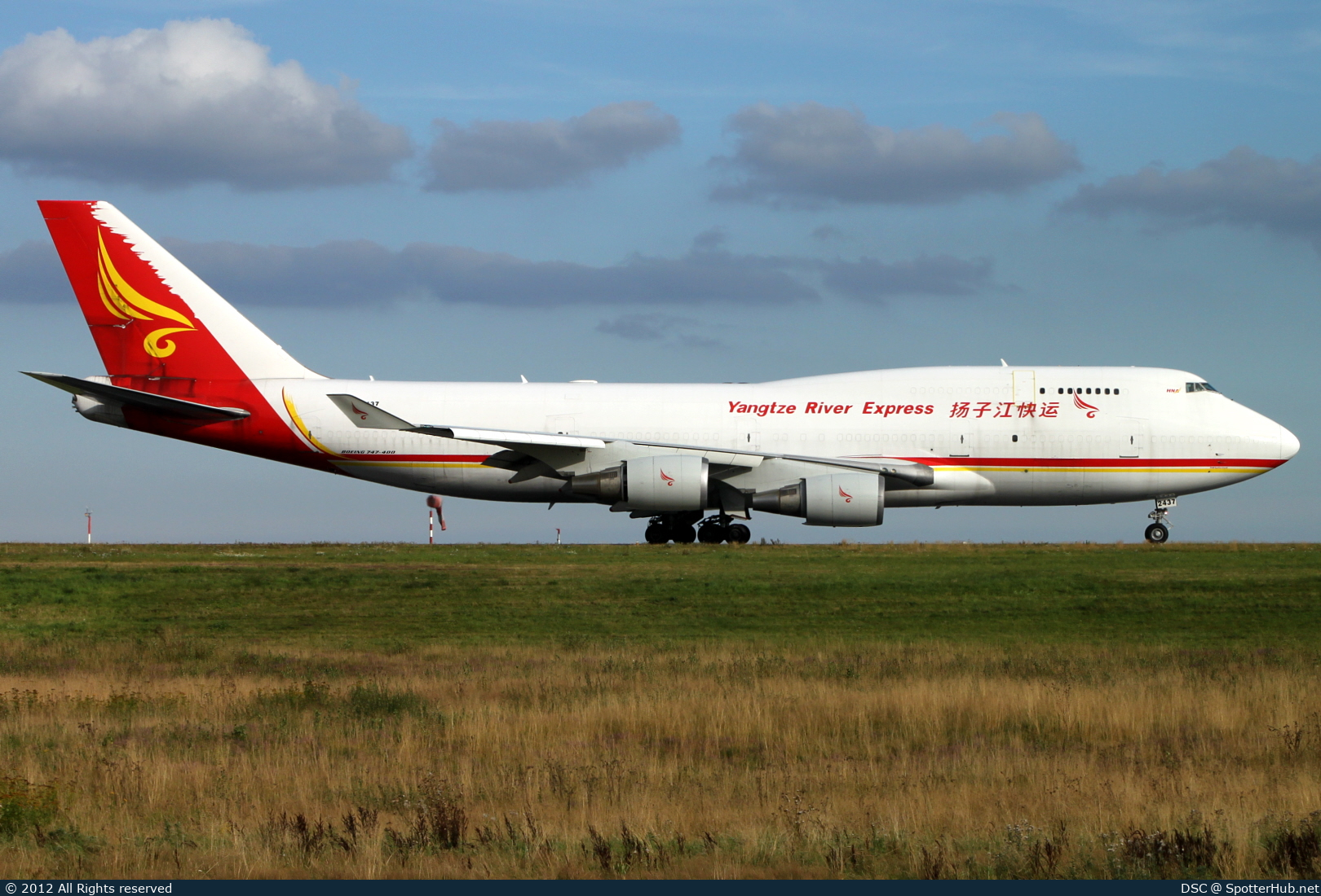Photo of B-2437 - Boeing 747-481(BDSF) operated by Yangtze River Express