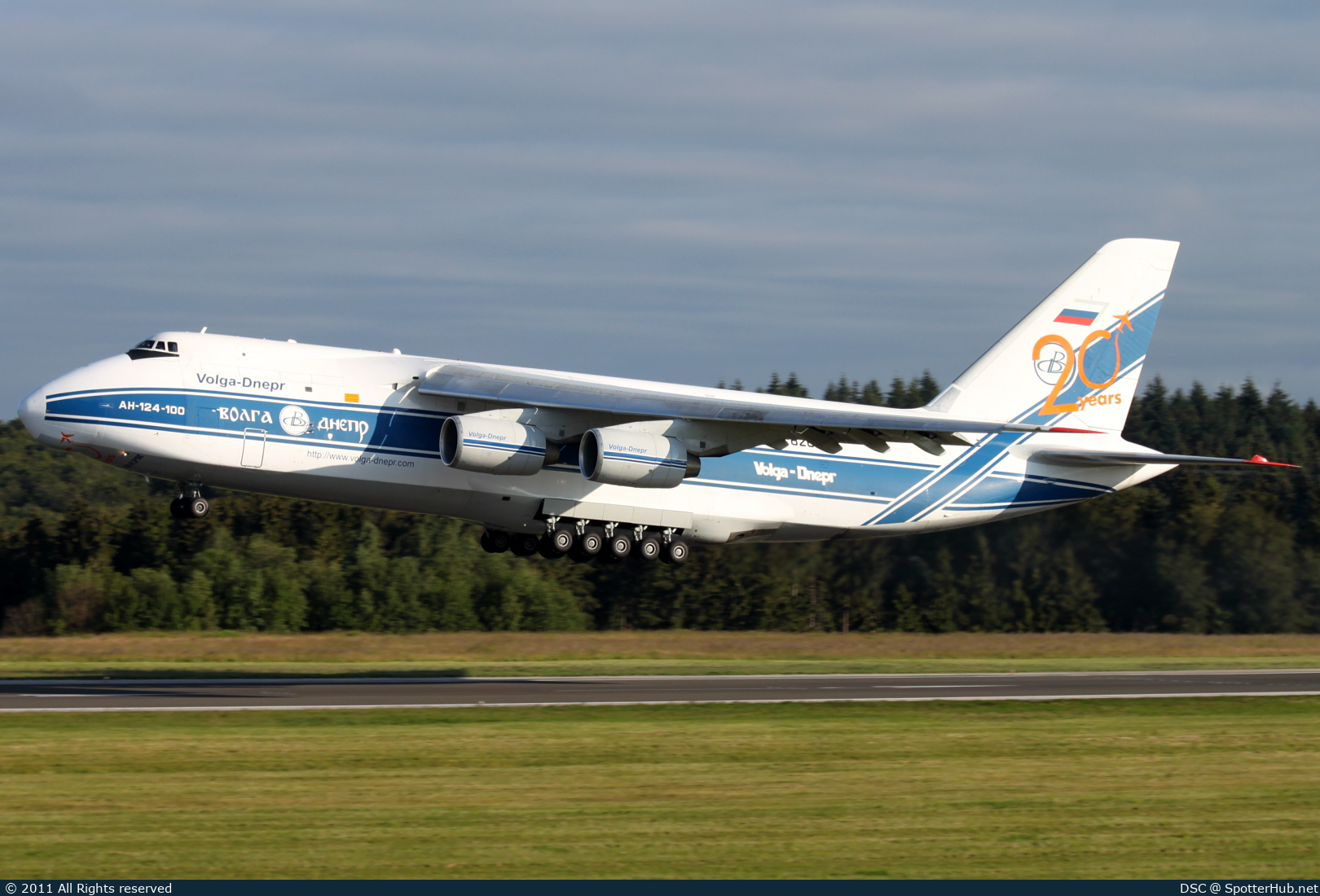 Photo of RA-82047 - Antonov An-124-100 Ruslan operated by Volga-Dnepr Airlines