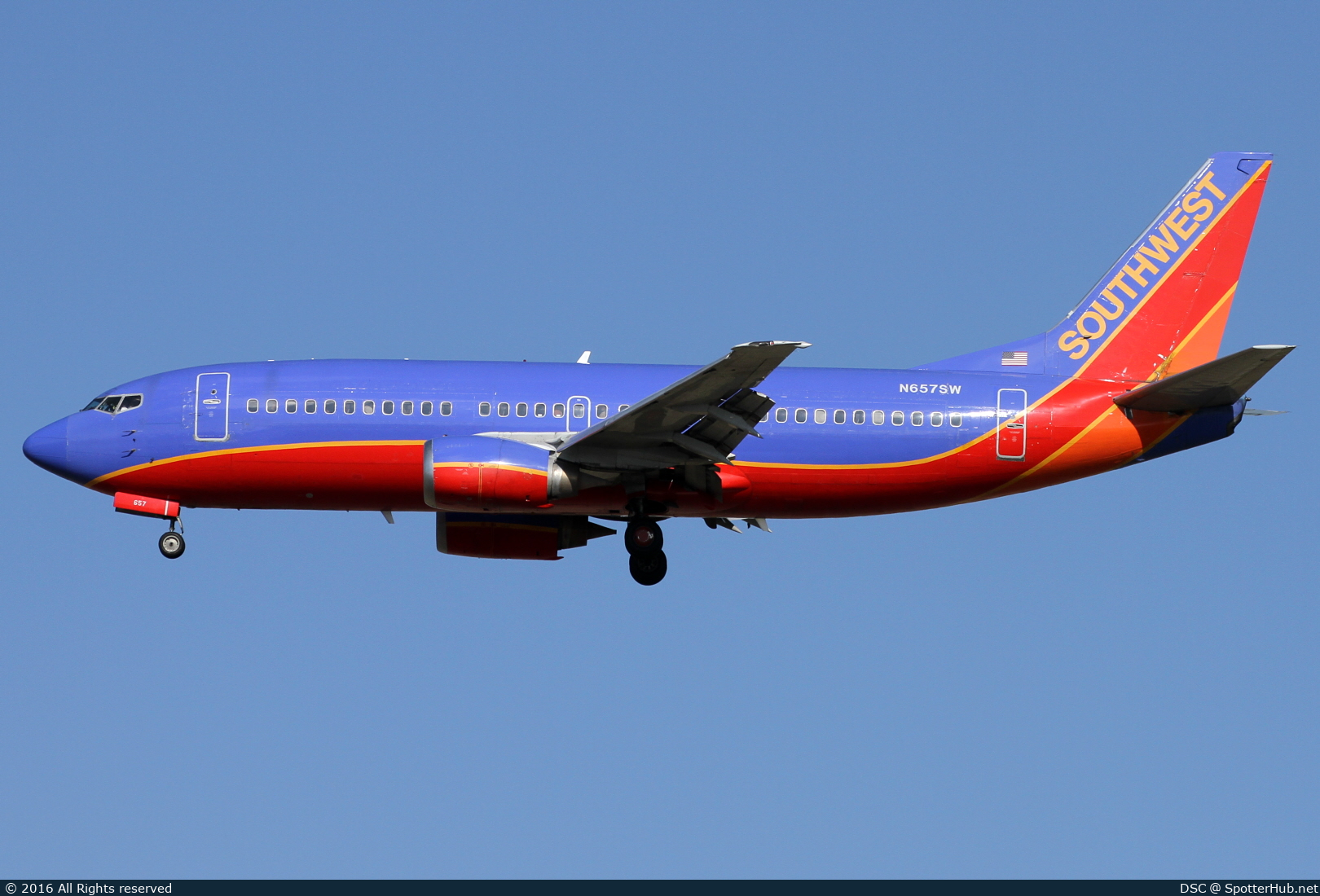 Photo of N657SW - Boeing 737-3L9 operated by Southwest Airlines
