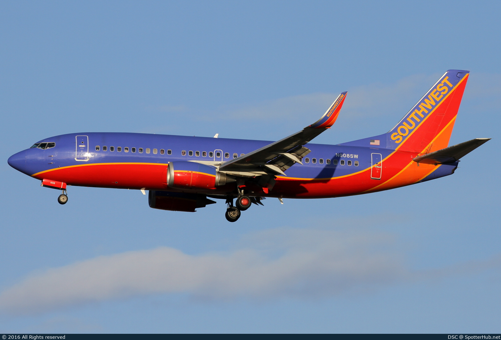 Photo of N608SW - Boeing 737-3H4 operated by Southwest Airlines