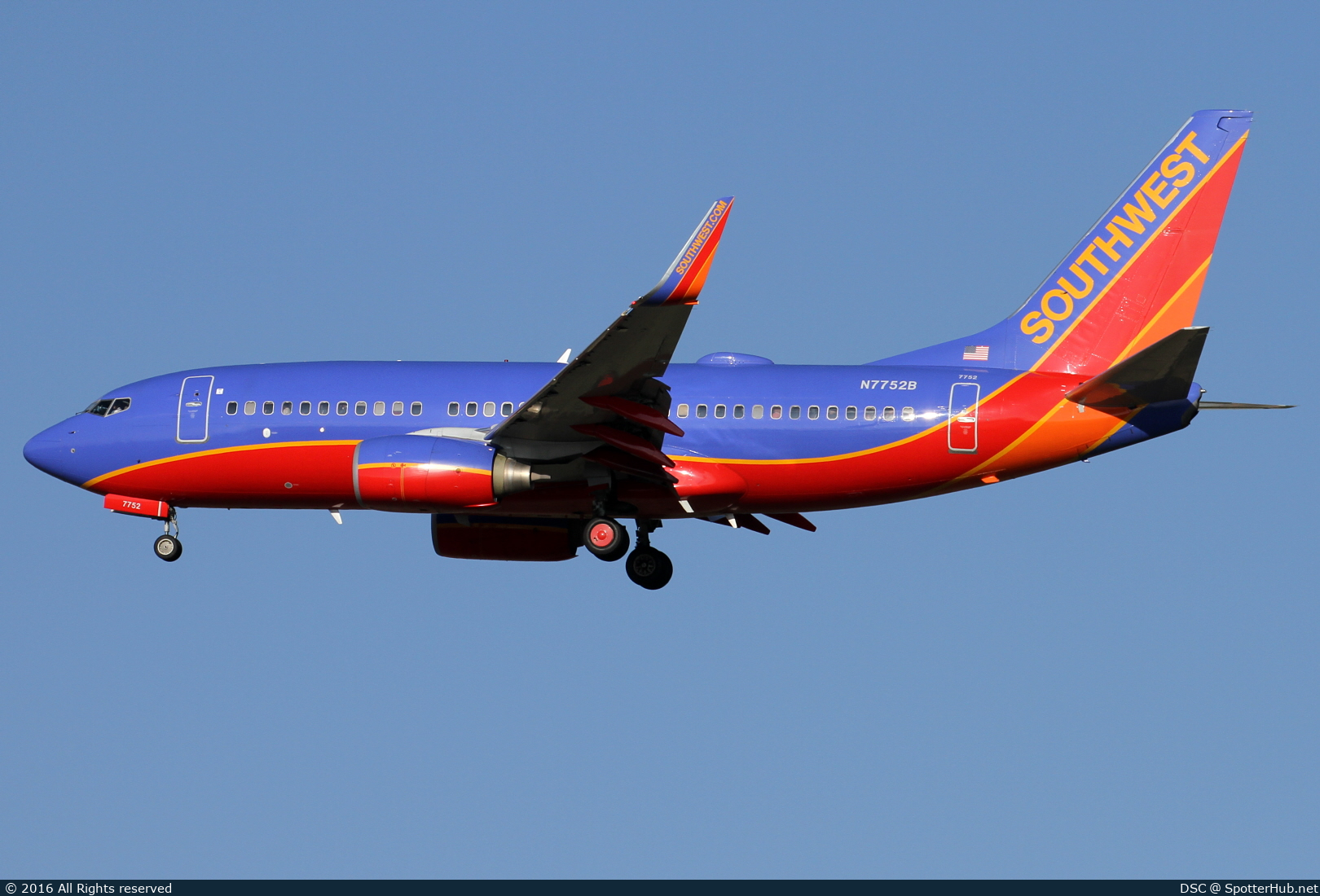 Photo of N7752B - Boeing 737-7BD operated by Southwest Airlines
