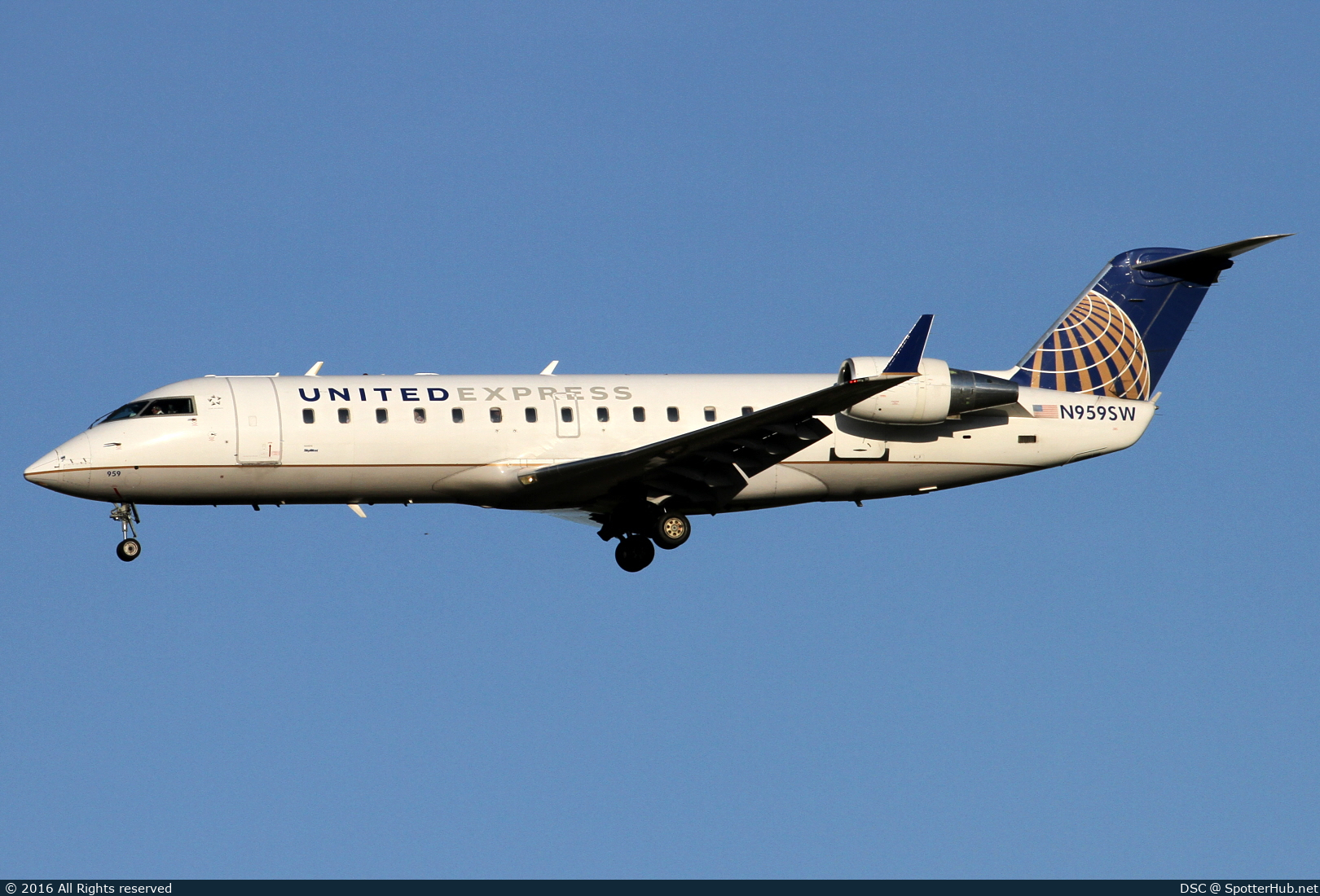 Photo of N959SW - Bombardier CRJ-200LR operated by United Express (opb SkyWest Airlines)