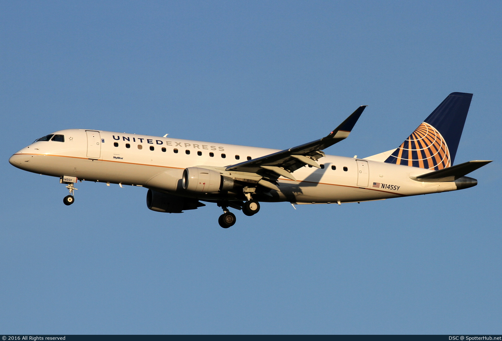 Photo of N145SY - Embraer ERJ-175LR operated by United Express (opb SkyWest Airlines)
