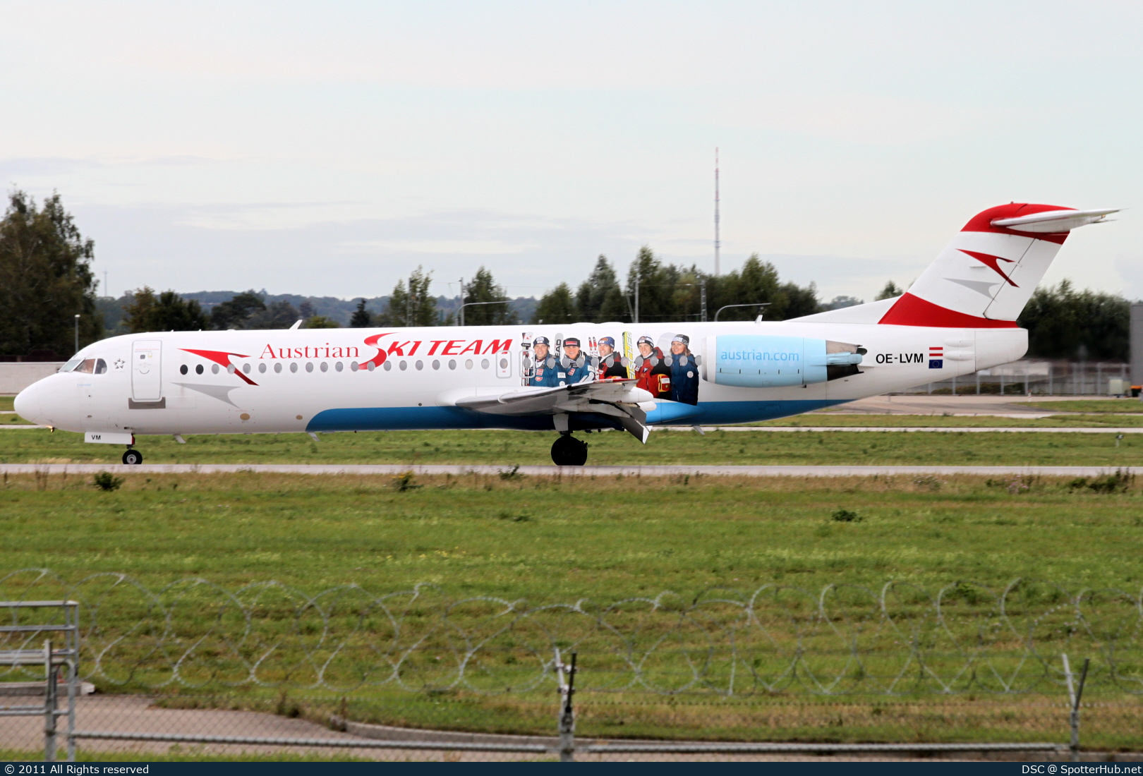 Photo of OE-LVM - Fokker 100 operated by Austrian Airlines