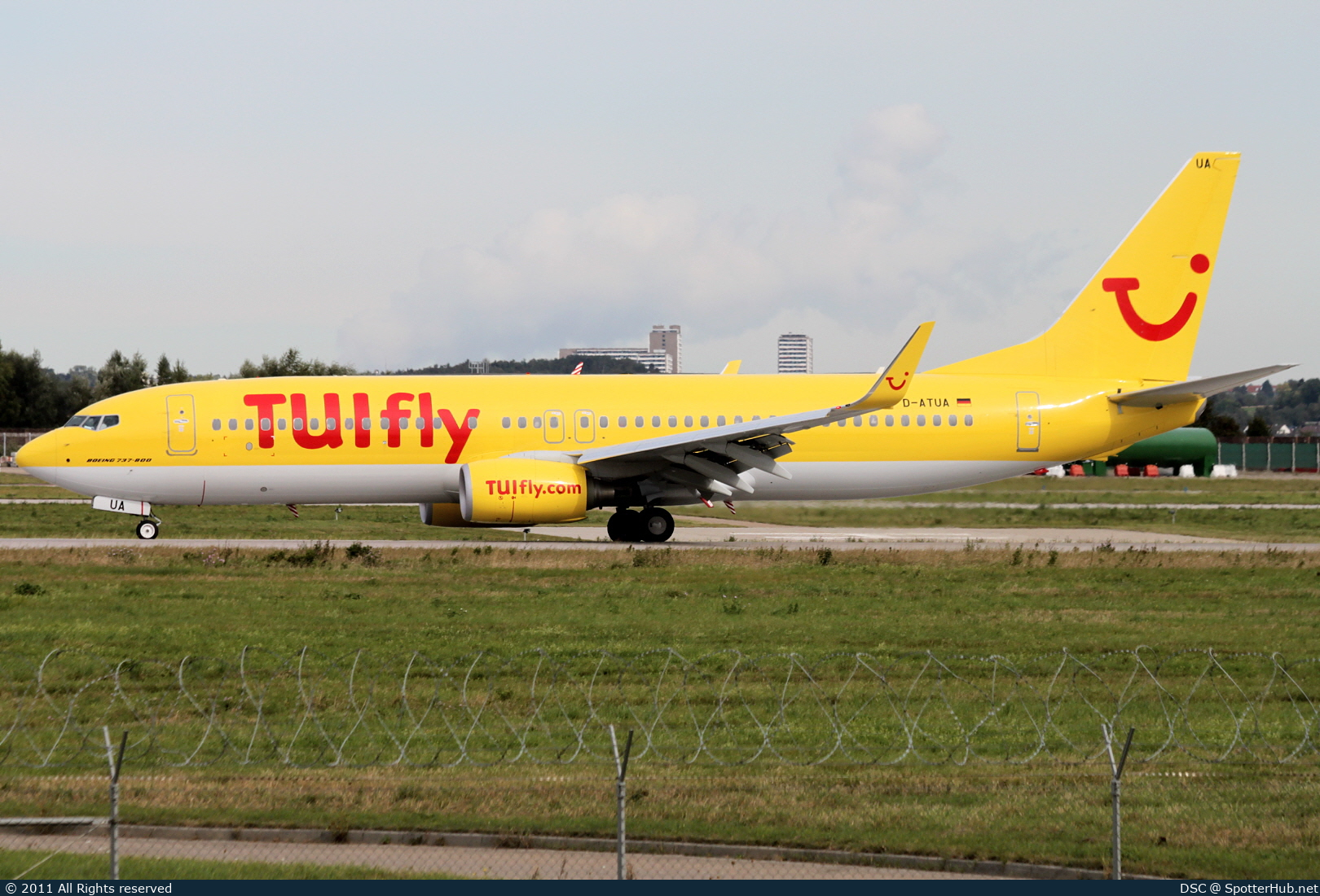 Photo of D-ATUA - Boeing 737-8K5 operated by TUIfly