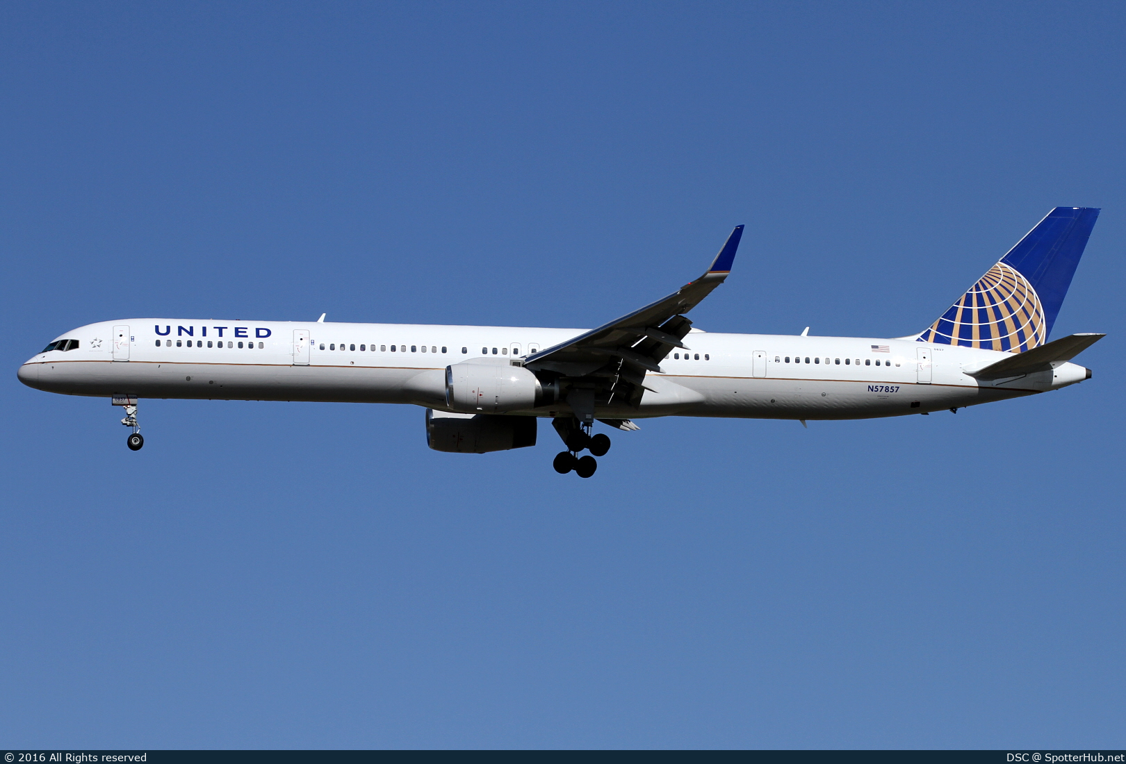 Photo of N57857 - Boeing 757-324 operated by United Airlines