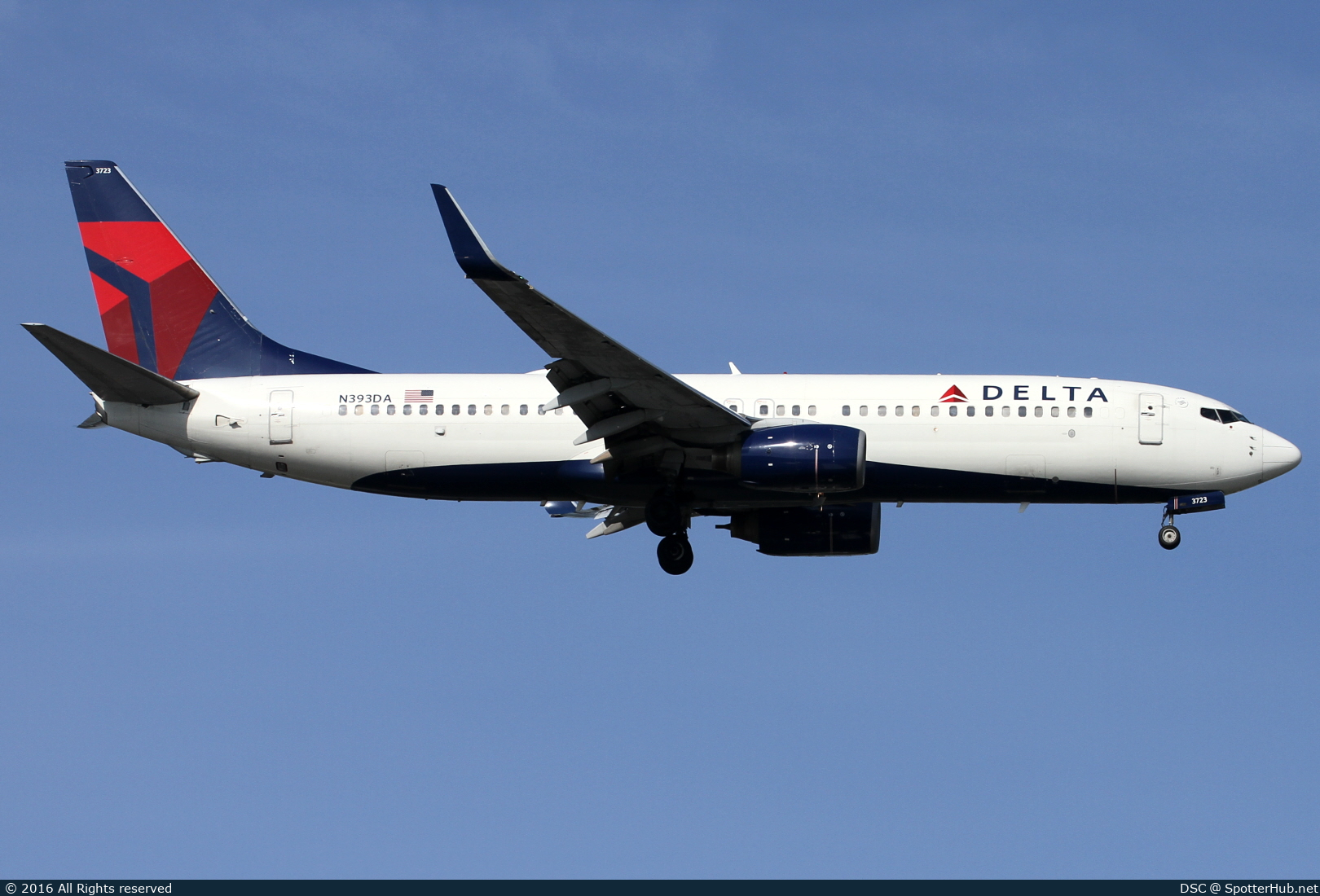 Photo of N393DA - Boeing 737-832 operated by Delta Air Lines