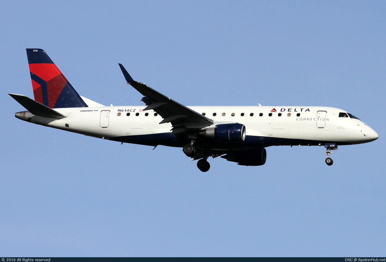 Photo of N614CZ - Embraer ERJ-175LR operated by Delta Connection (opb Compass Airlines)