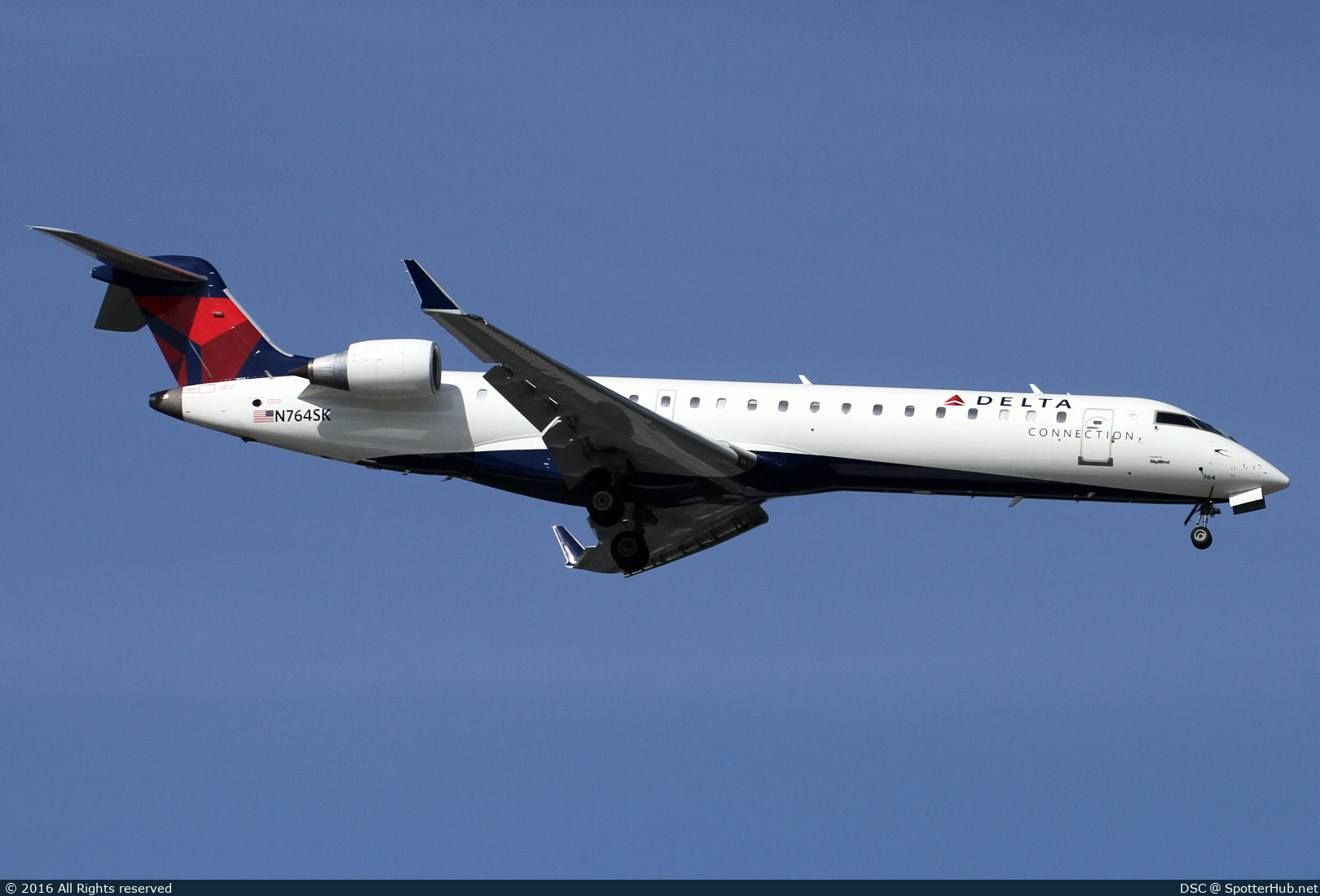 Photo of N764SK - Bombardier CRJ-701ER operated by Delta Connection (opb SkyWest Airlines)
