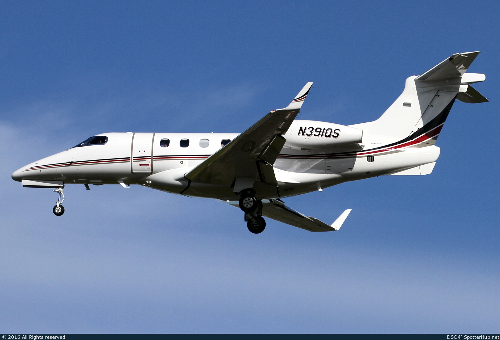 Photo of N391QS - Embraer Phenom 300 operated by NetJets