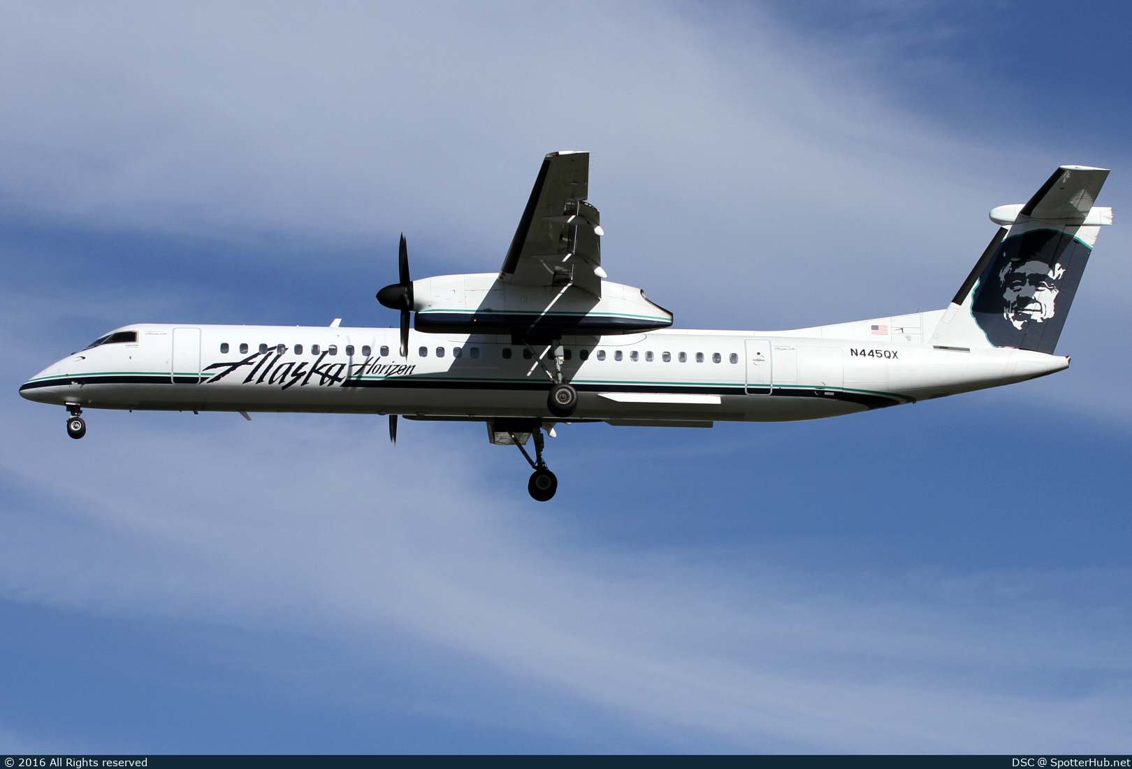 Photo of N445QX - Bombardier DHC-8-402 Dash 8 Q400 operated by Alaska Airlines (opb Horizon Air)