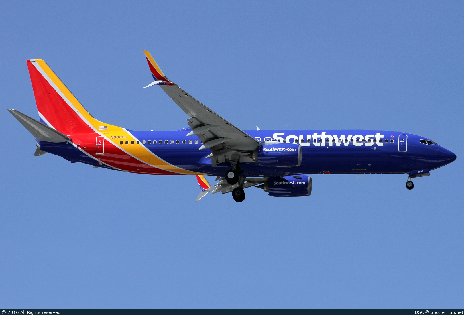 Photo of N8682B - Boeing 737-8H4 operated by Southwest Airlines
