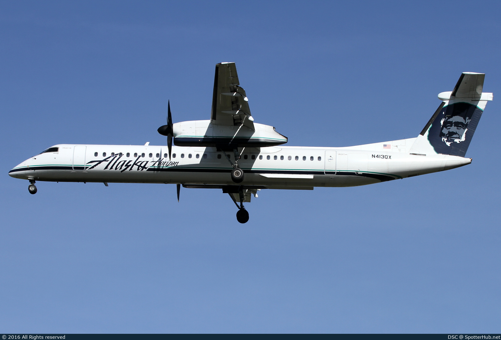 Photo of N413QX - Bombardier DHC-8-402 Dash 8 Q400 operated by Alaska Airlines (opb Horizon Air)