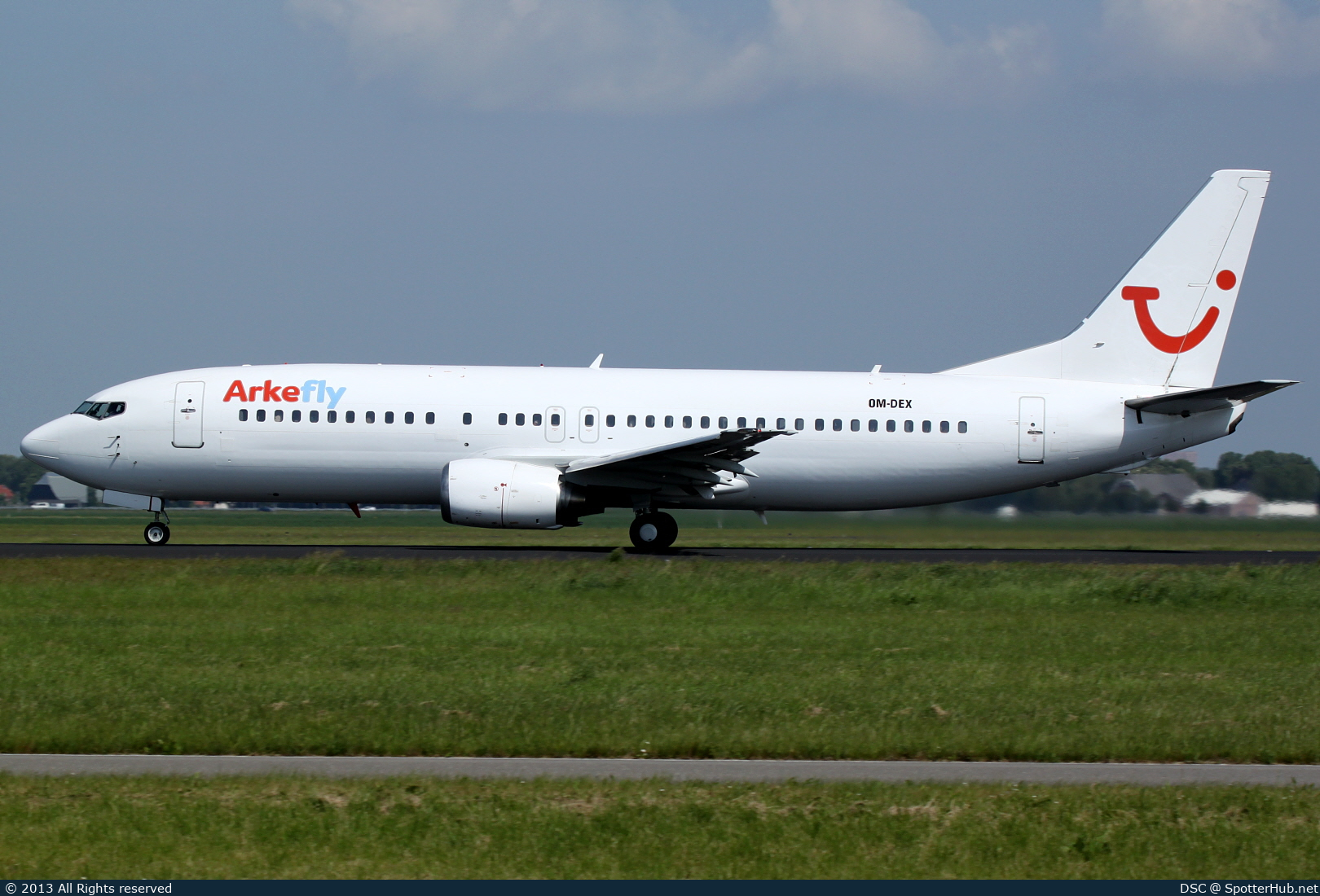 Photo of OM-DEX - Boeing 737-46J operated by Arkefly (opb AirExplore)