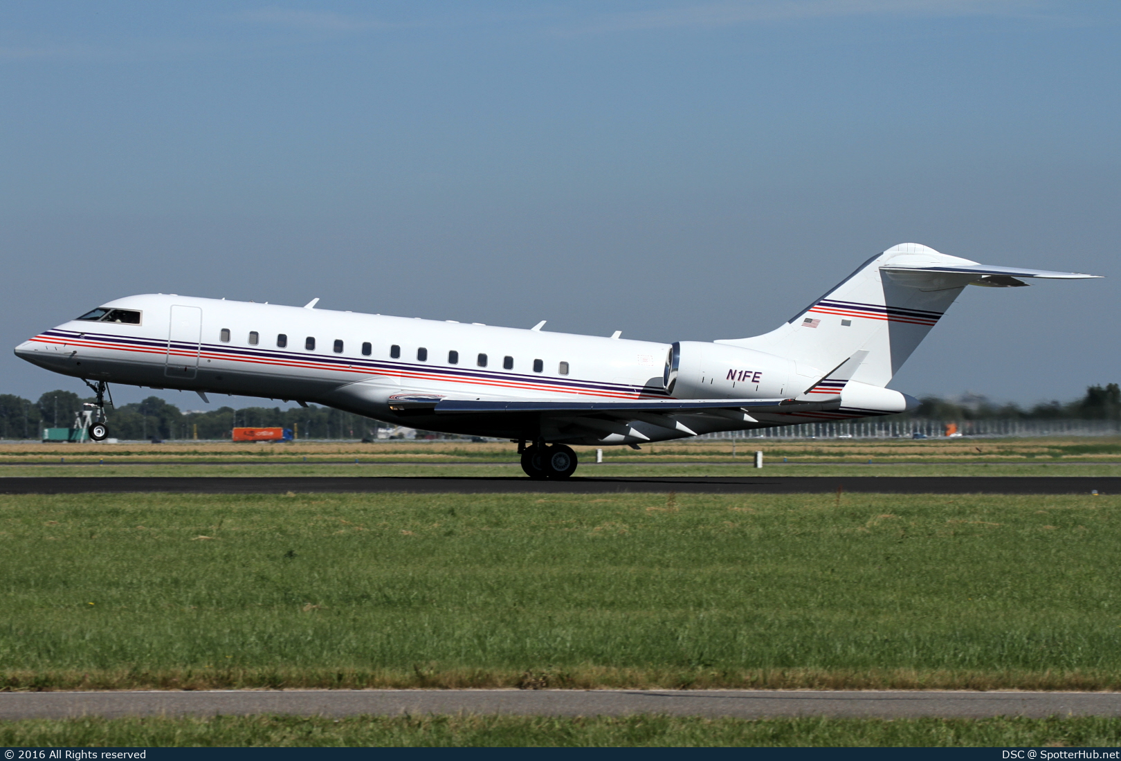 Photo of N1FE - Bombardier Global Express operated by FedEx