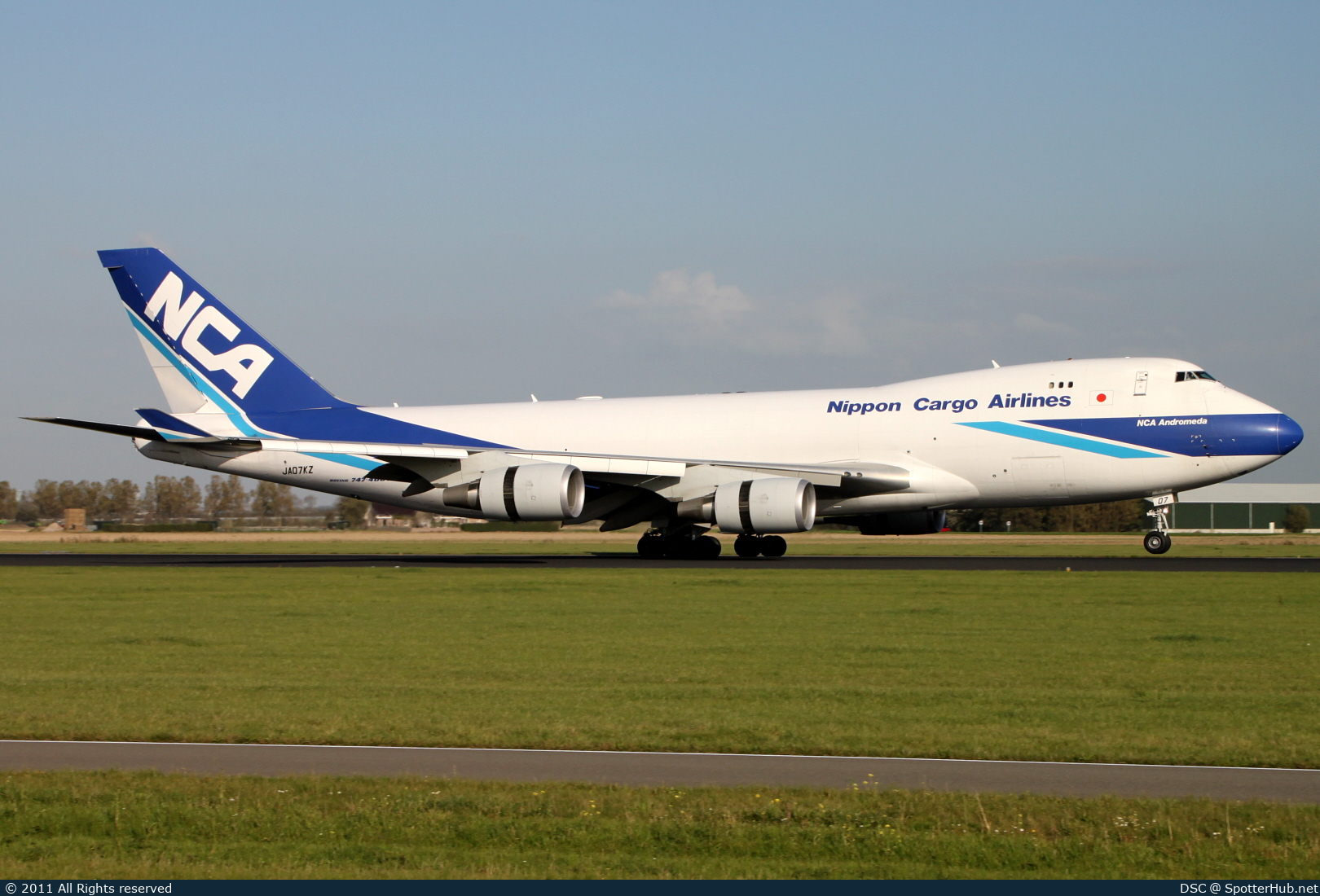 Photo of JA07KZ - Boeing 747-4KZF operated by Nippon Cargo Airlines