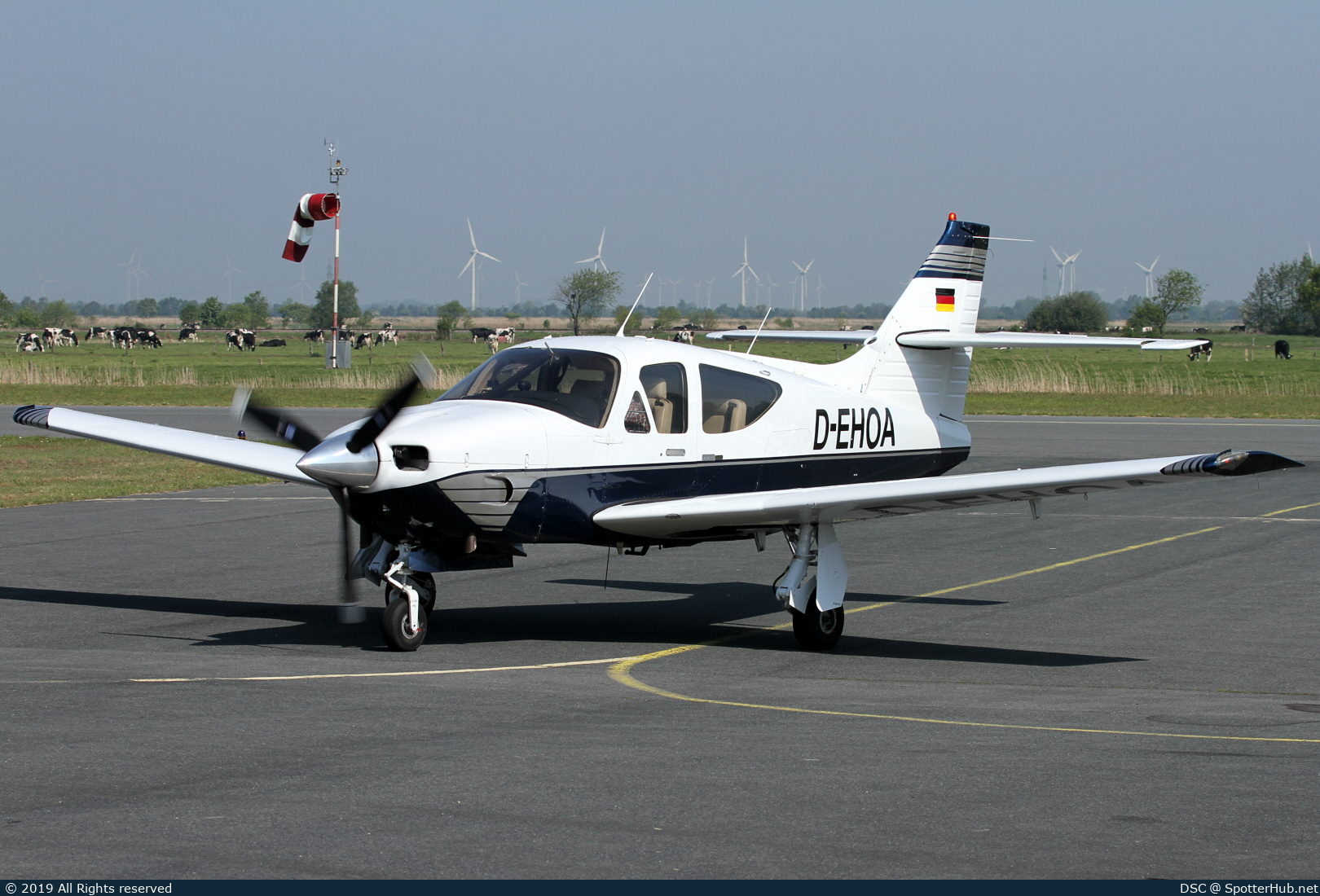 Photo of D-EHOA - Rockwell Commander 114A operated by Private