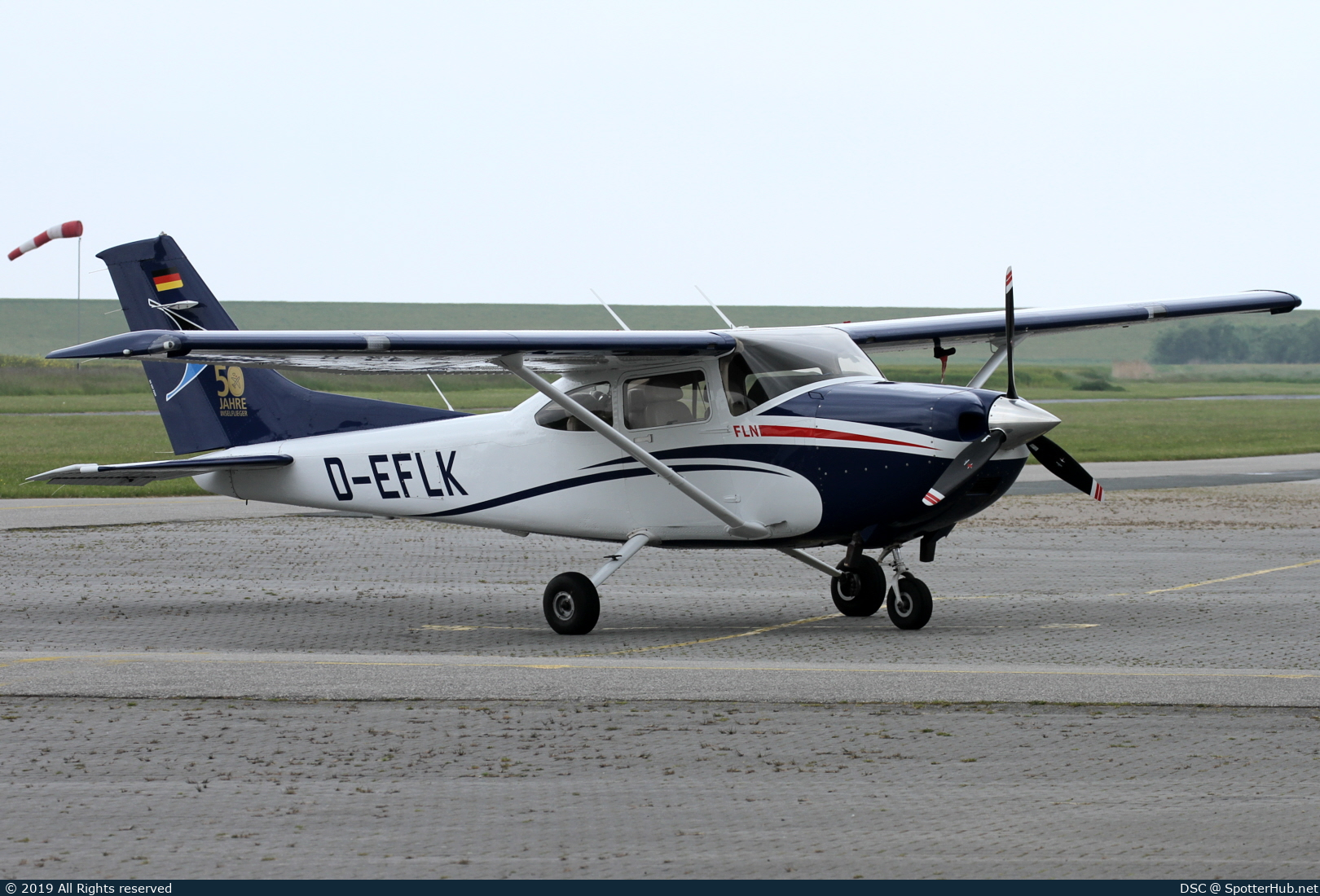 Photo of D-EFLK - Cessna 182T Skylane operated by FLN Frisia-Luftverkehr Norddeich