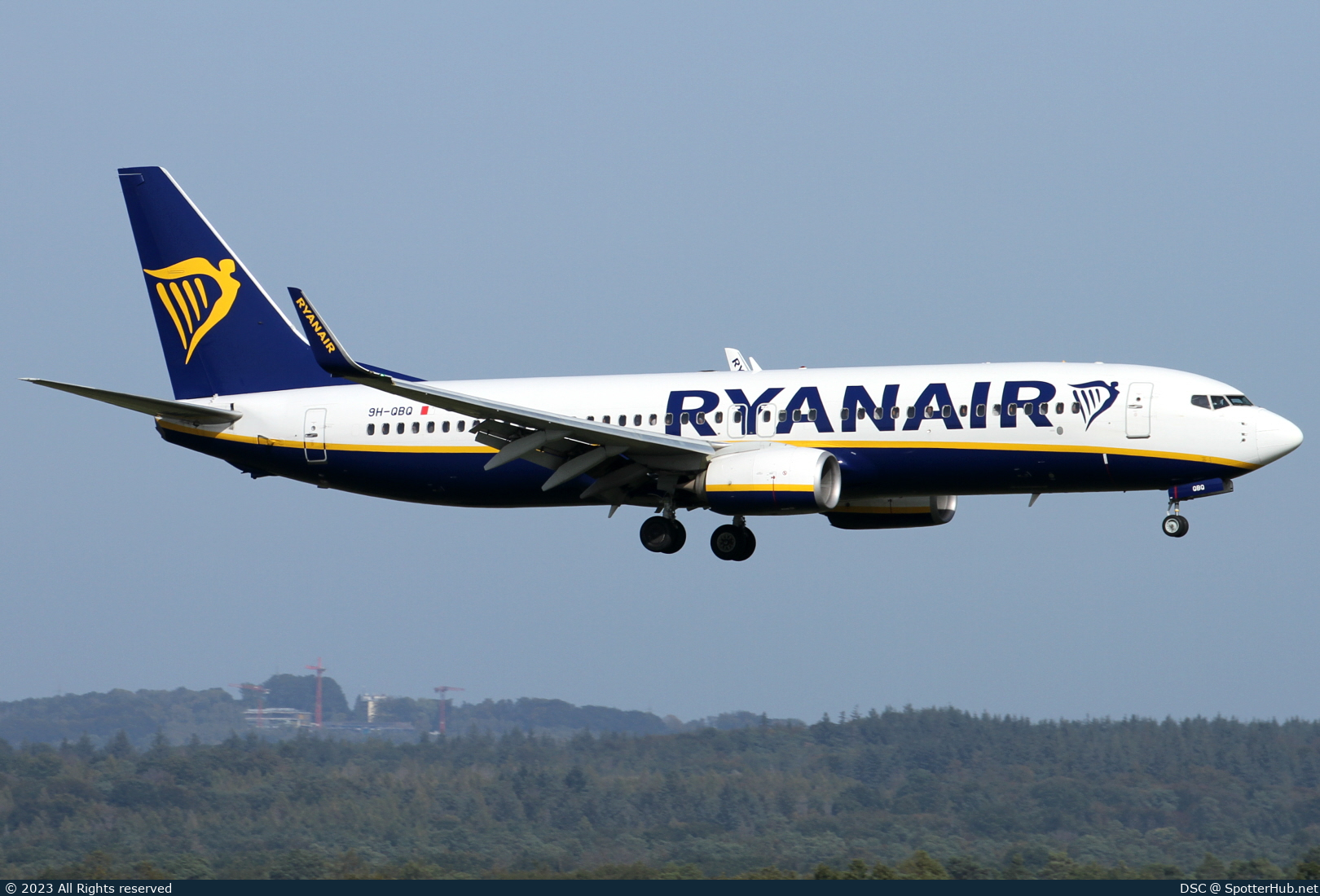 Photo of 9H-QBQ - Boeing 737-8AS operated by Ryanair (opb Malta Air)