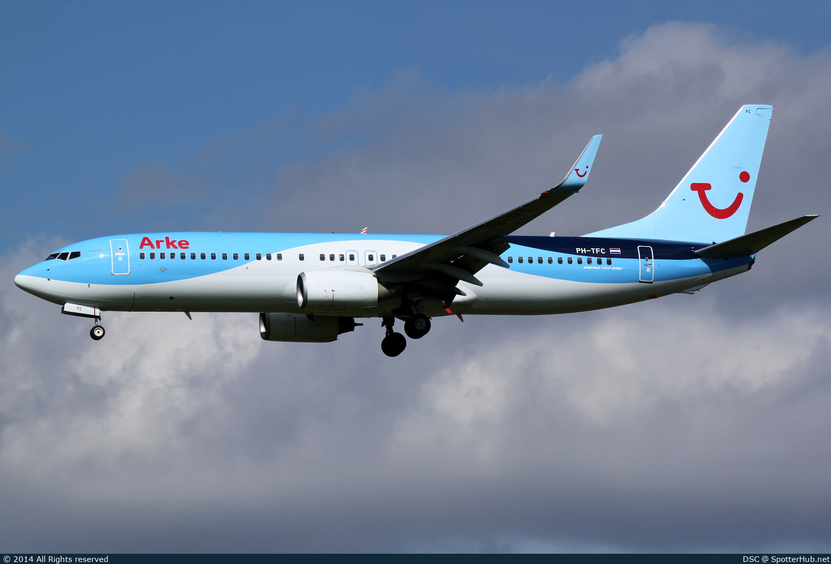 Photo of PH-TFC - Boeing 737-8K5 operated by Arke