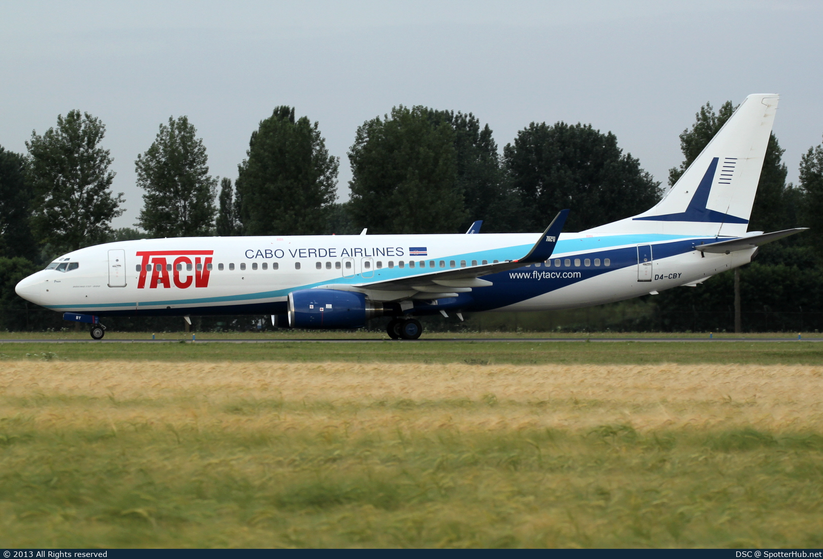 Photo of D4-CBY - Boeing 737-83N operated by TACV Cabo Verde Airlines