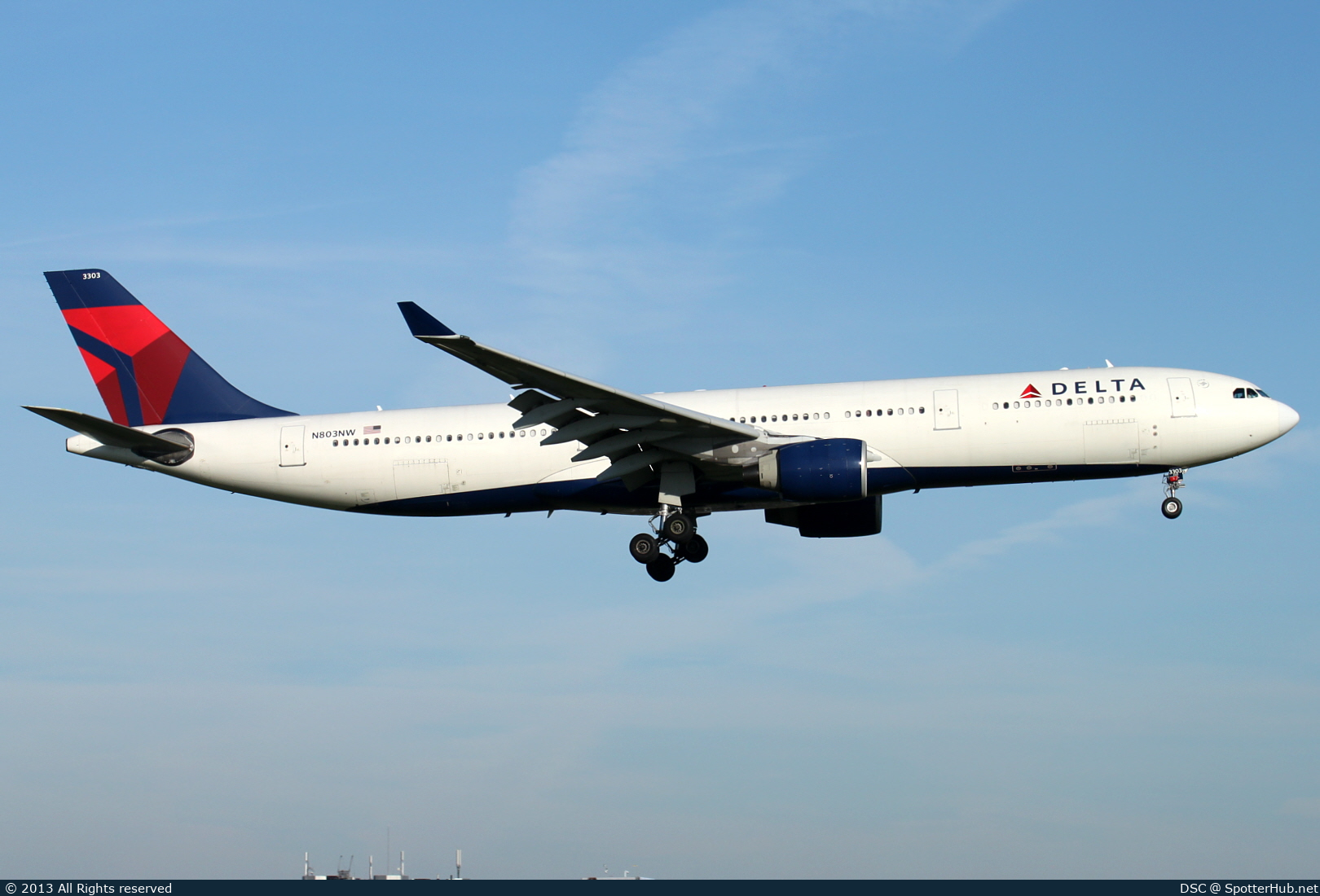 Photo of N803NW - Airbus A330-323 operated by Delta Air Lines