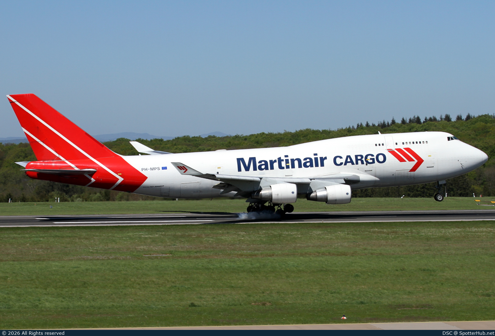 Photo of PH-MPS - Boeing 747-412(BCF) operated by Martinair Cargo