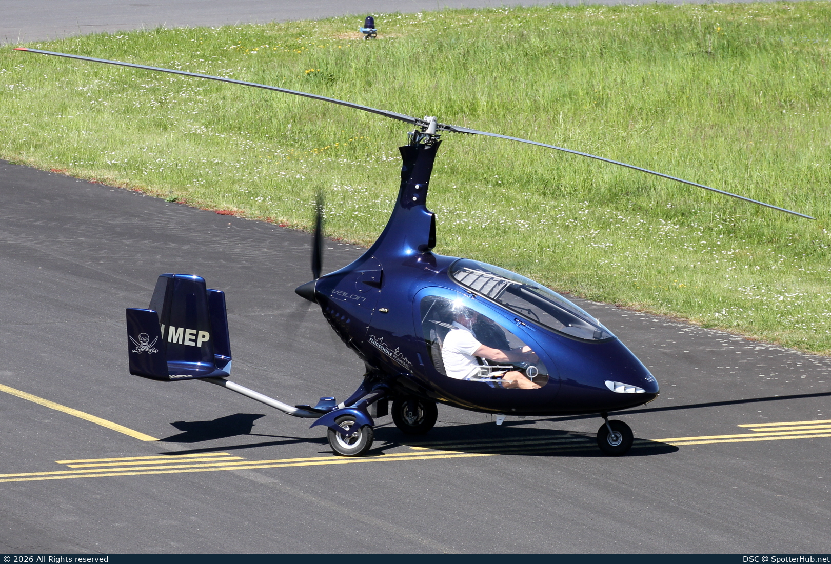 Photo of D-MMEP - AutoGyro Cavalon operated by Flugschule RheinMain