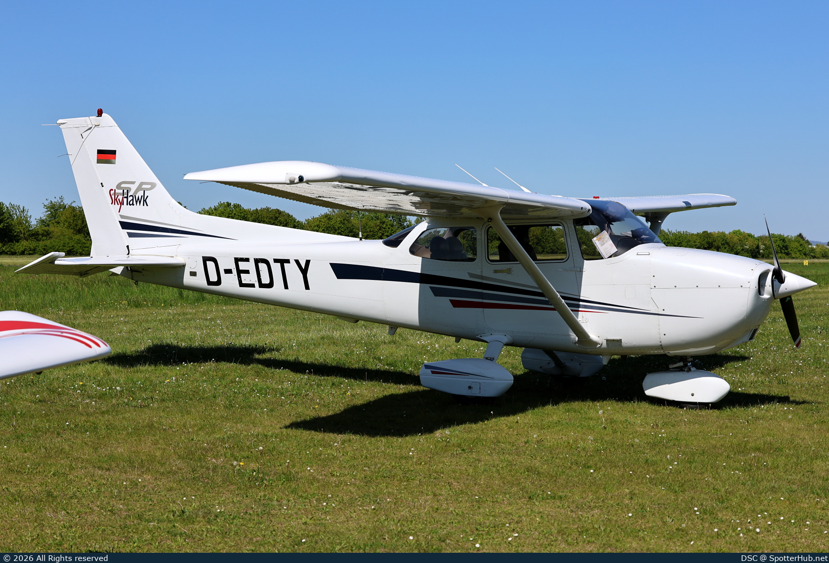 Photo of D-EDTY - Cessna 172S Skyhawk SP operated by Motorfliegerclub Schwäbisch Hall