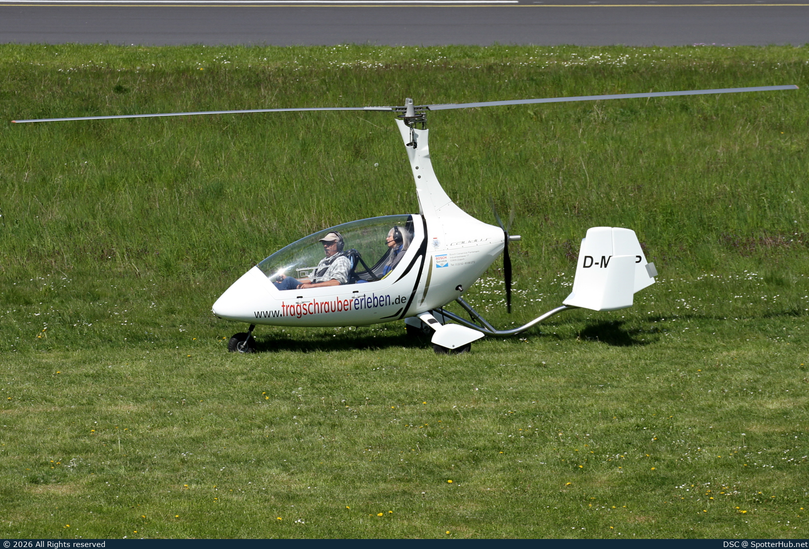Photo of D-MYFP - AutoGyro Calidus operated by Private